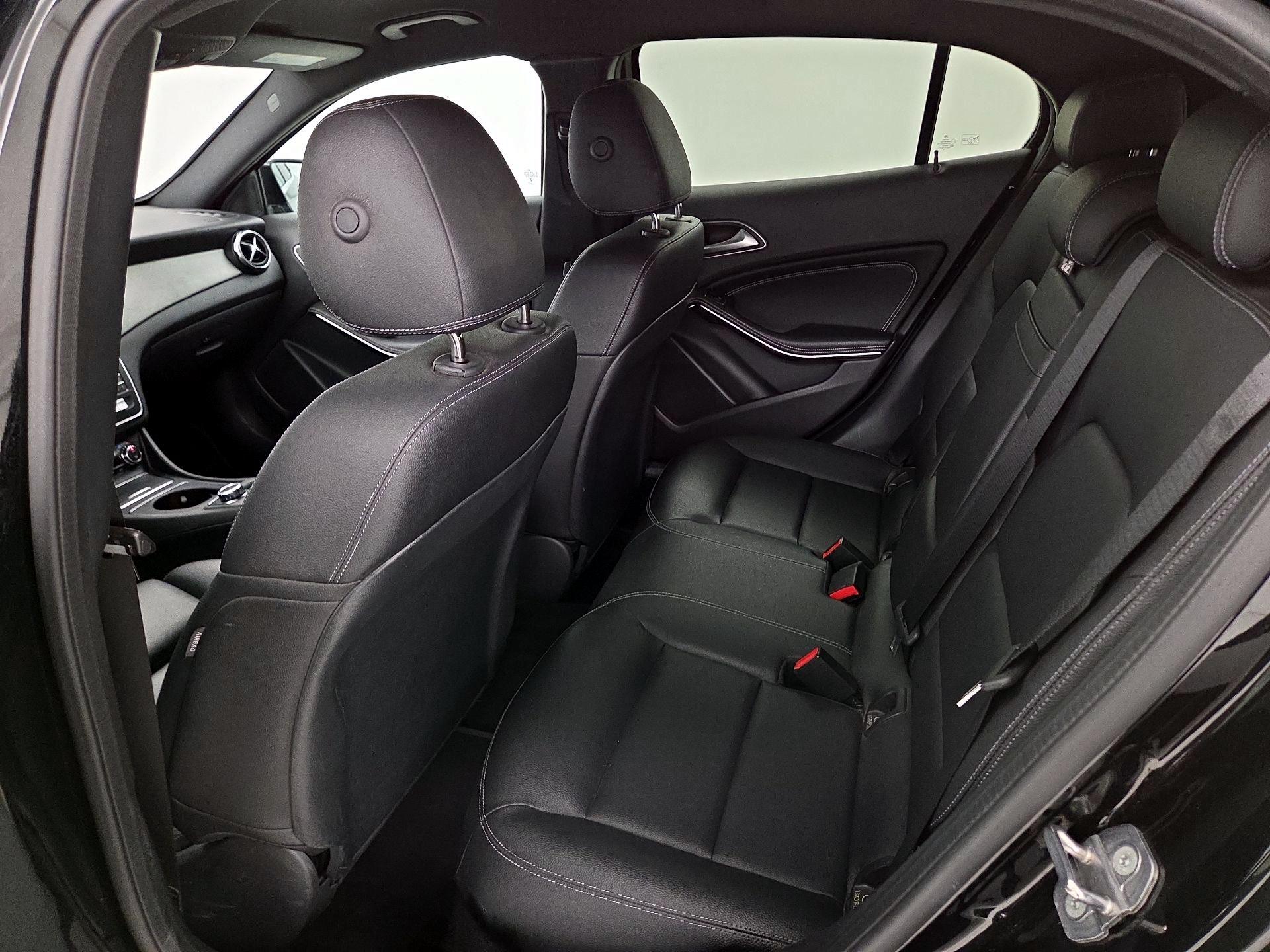 Thumbnail: 2020 Mercedes-Benz GLA - 20