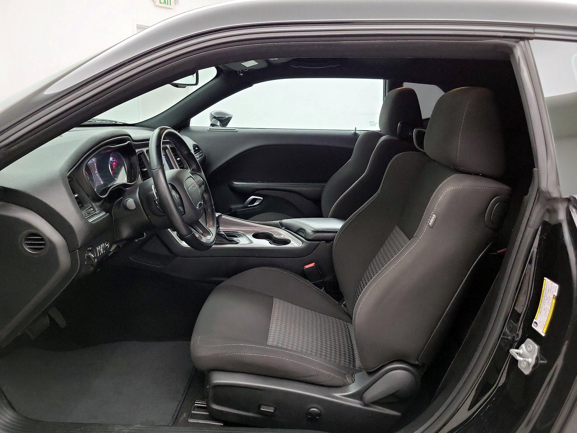 Thumbnail: 2022 Dodge Challenger - 11