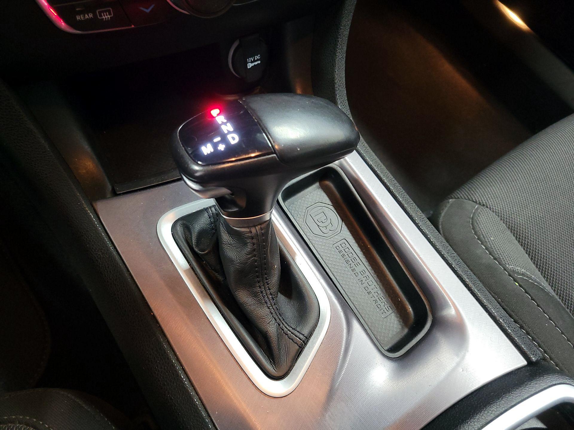 Thumbnail: 2022 Dodge Charger - 16