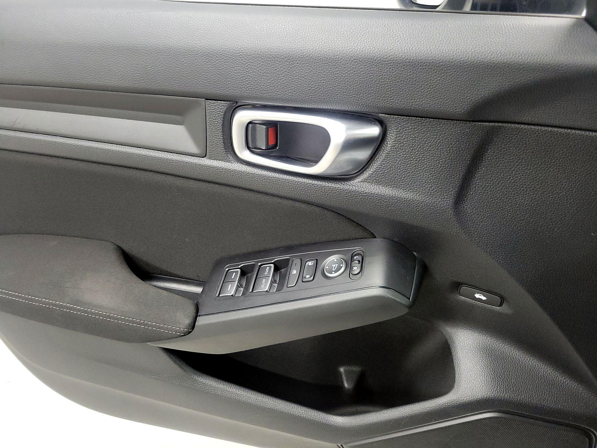 Thumbnail: 2022 Honda Civic - 12