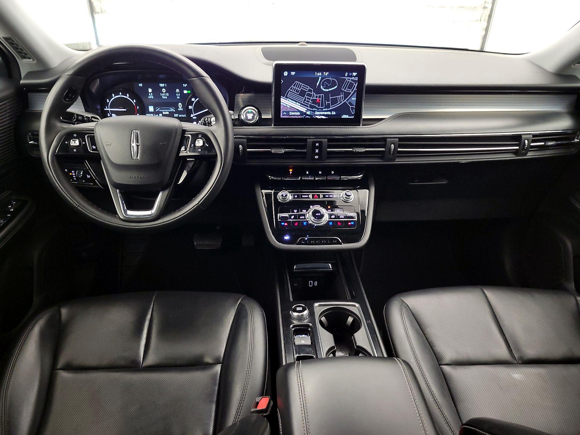 Thumbnail: 2022 Lincoln Corsair - 9