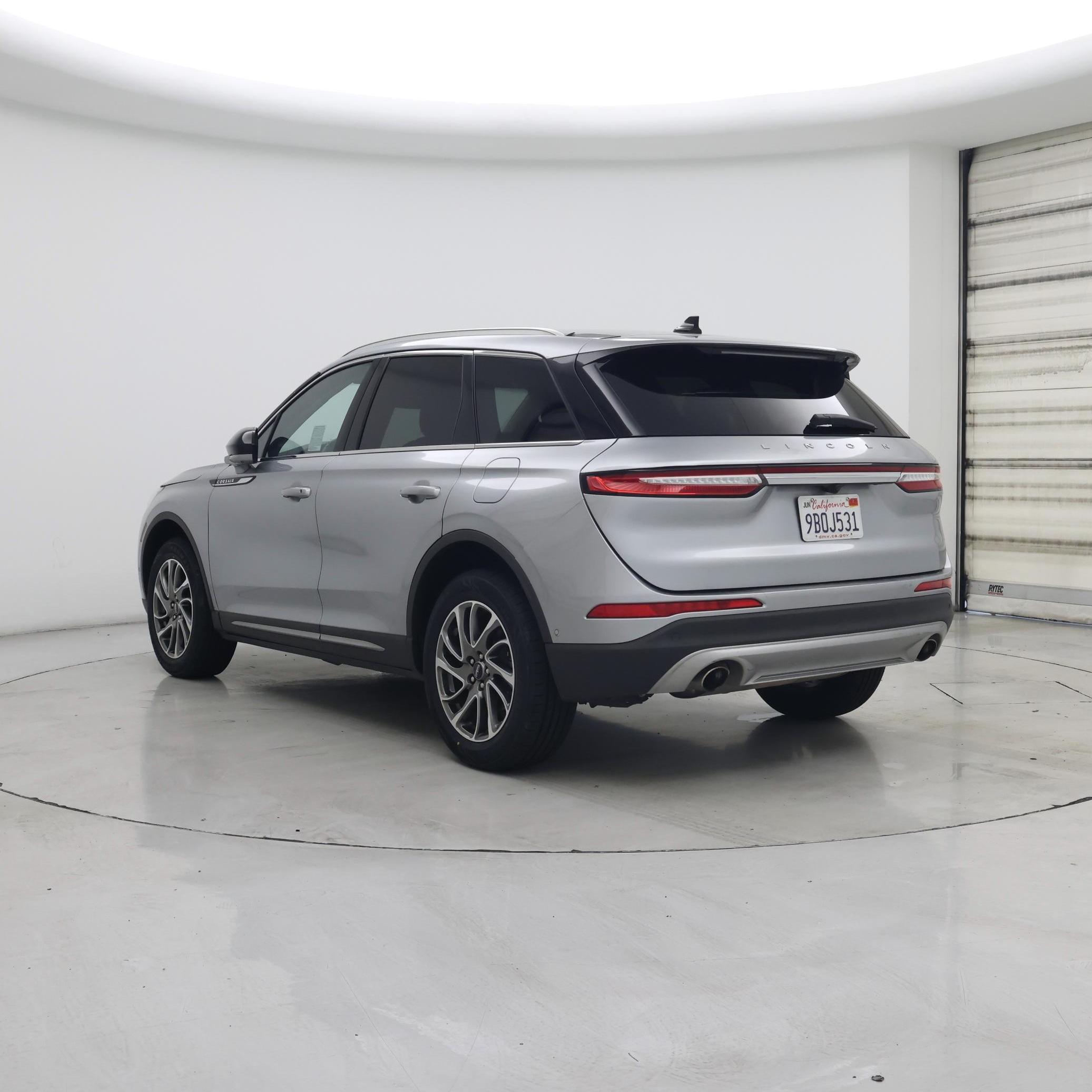 Thumbnail: 2022 Lincoln Corsair - 2