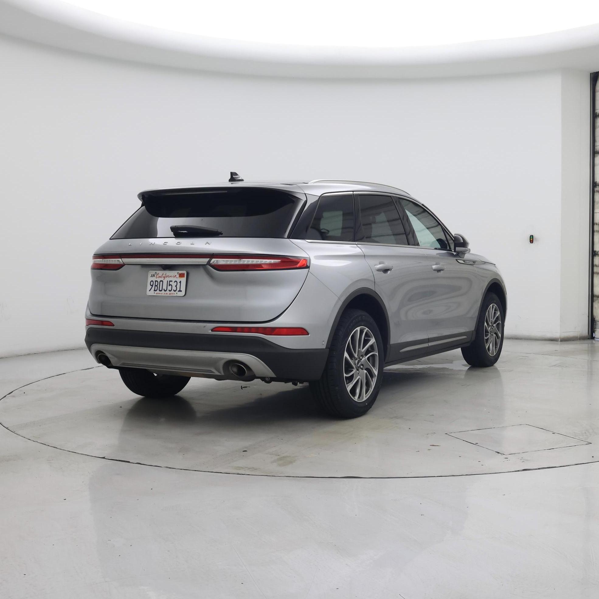 Thumbnail: 2022 Lincoln Corsair - 8