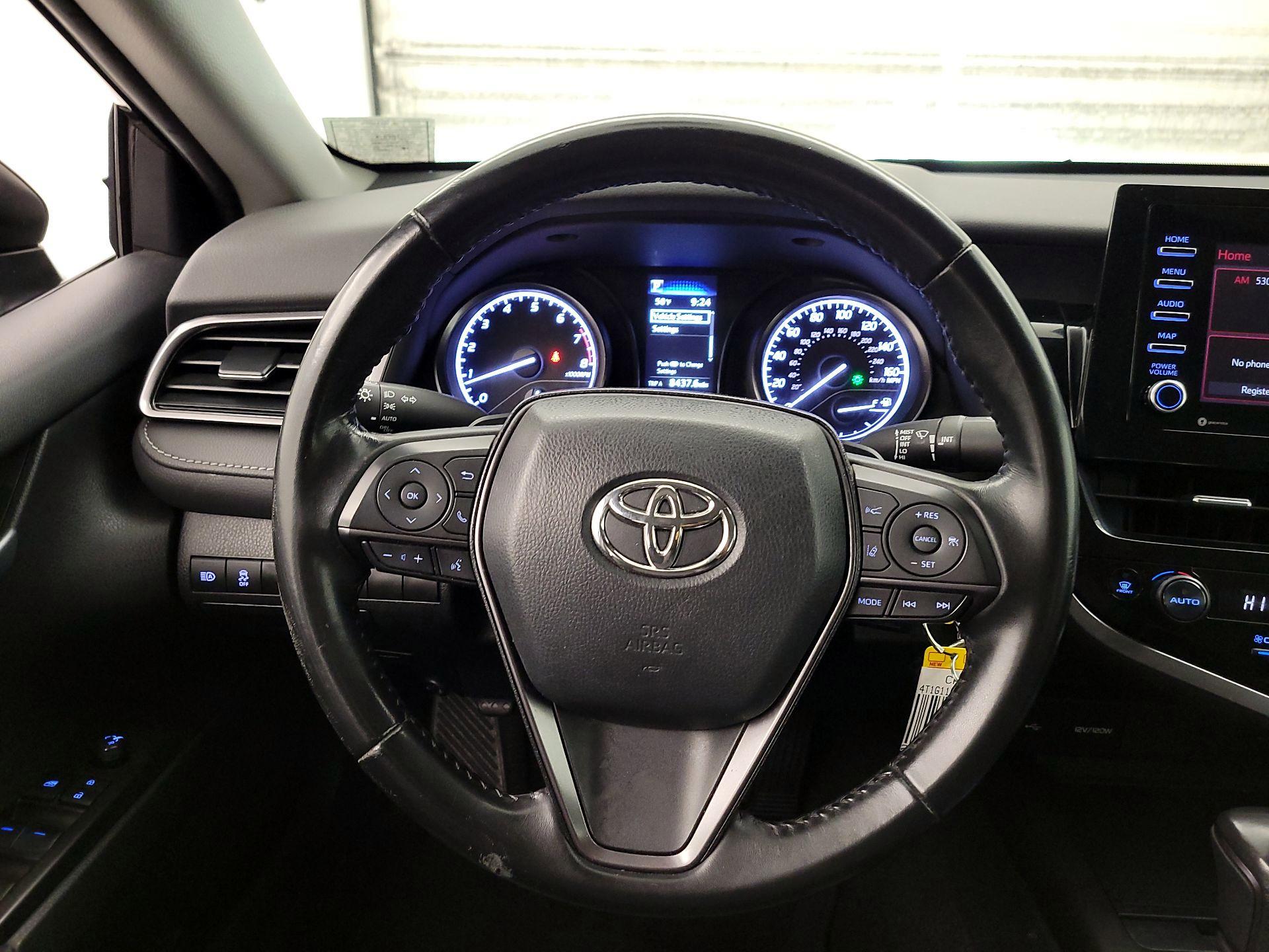 Thumbnail: 2023 Toyota Camry - 10