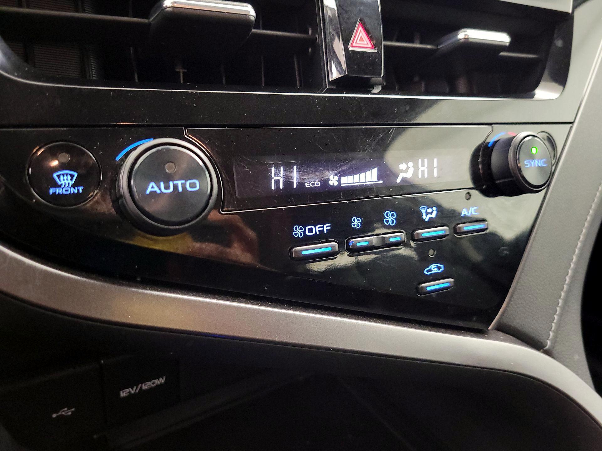 Thumbnail: 2023 Toyota Camry - 16