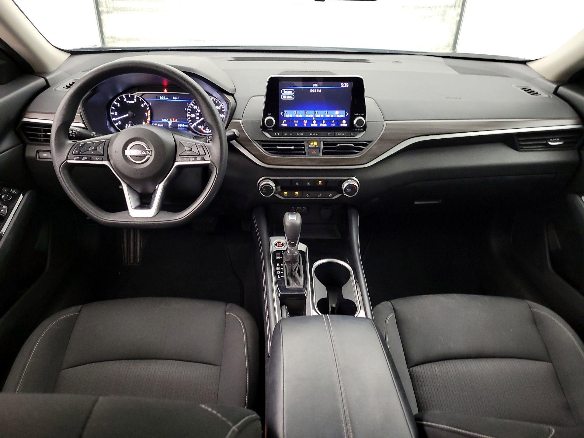 Thumbnail: 2023 Nissan Altima - 9