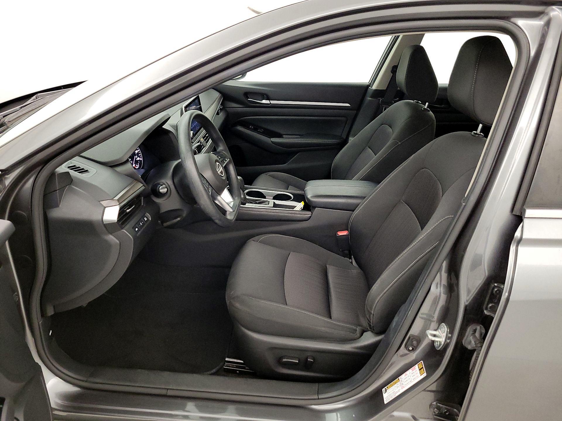 Thumbnail: 2023 Nissan Altima - 11