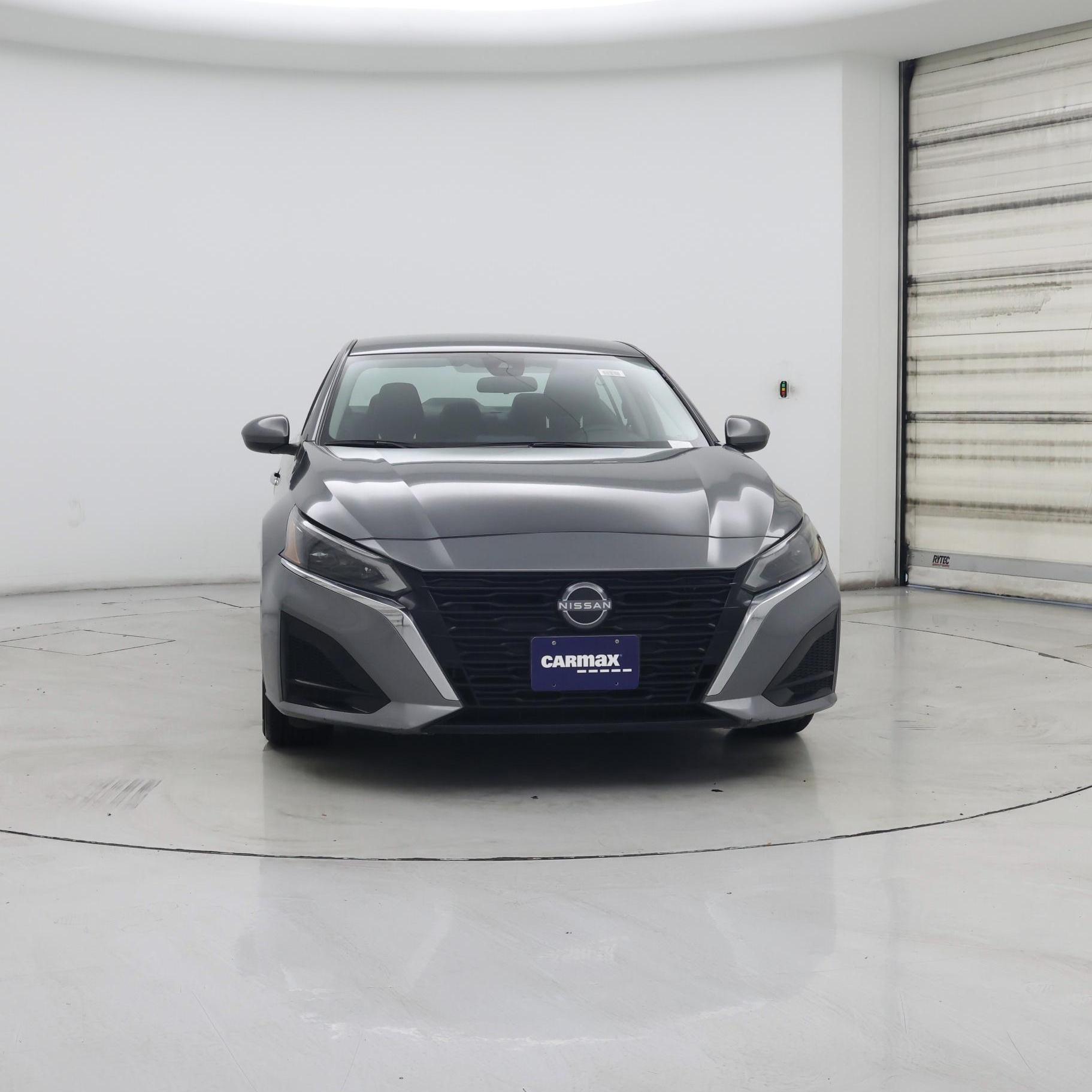 Thumbnail: 2023 Nissan Altima - 5