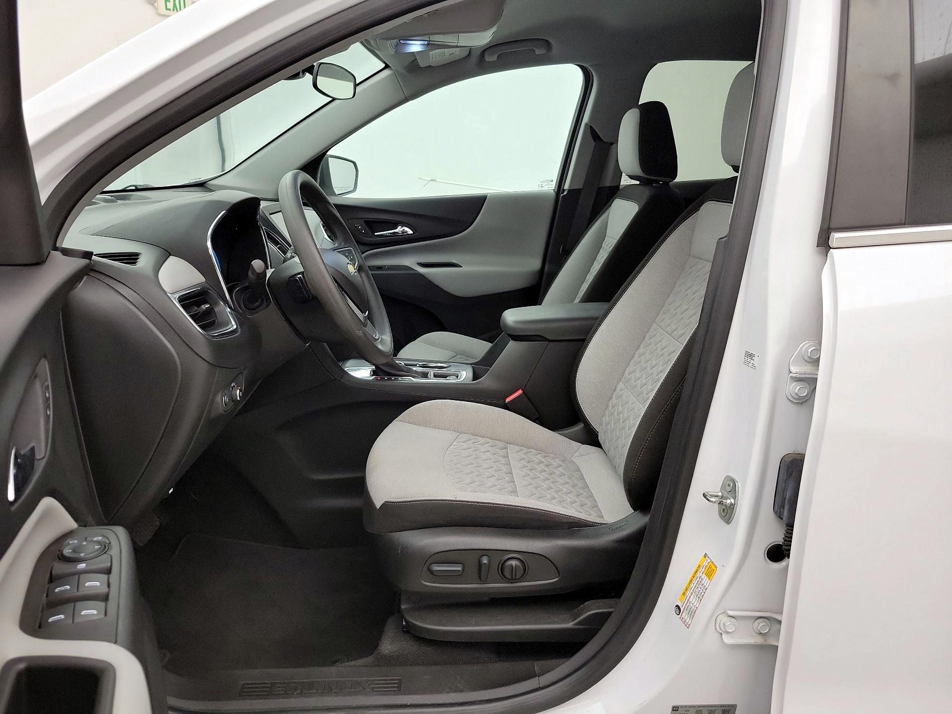 Thumbnail: 2022 Chevrolet Equinox - 11