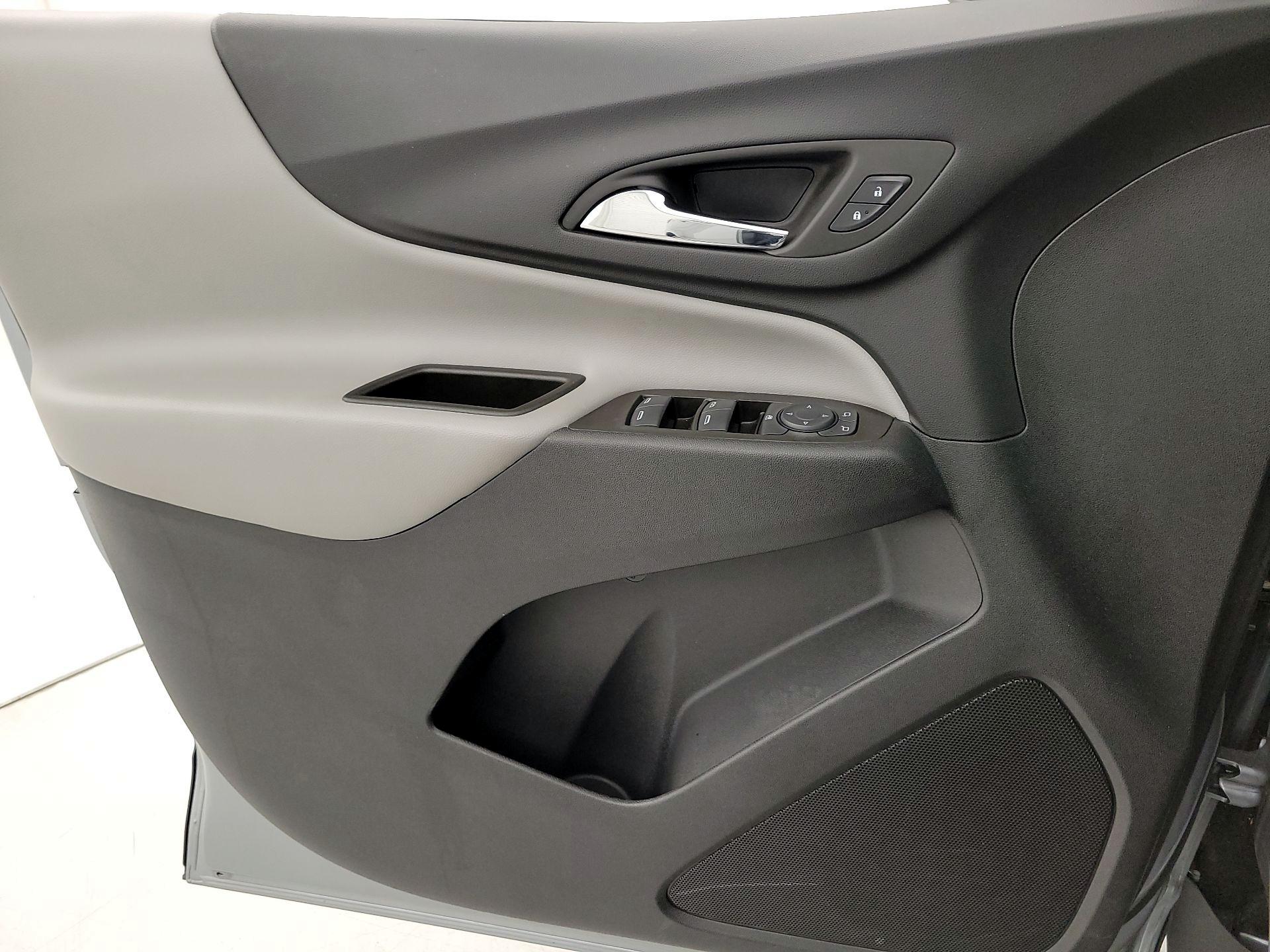 Thumbnail: 2023 Chevrolet Equinox - 12