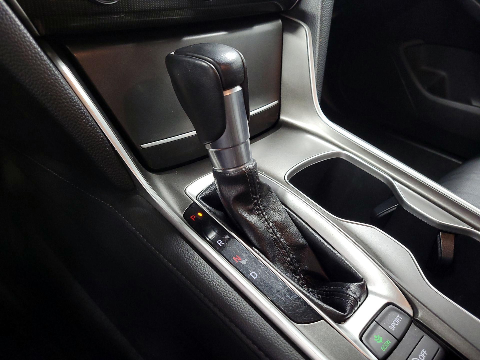 Thumbnail: 2022 Honda Accord - 17