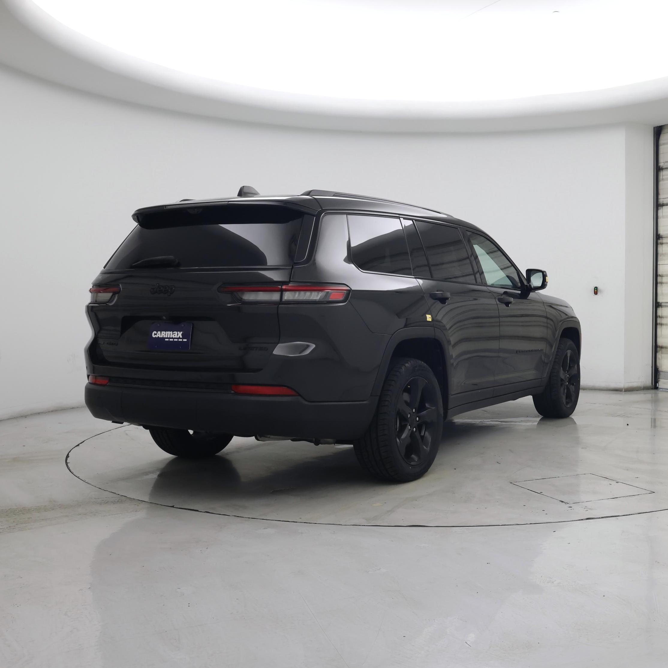 Thumbnail: 2022 Jeep Grand Cherokee L - 8