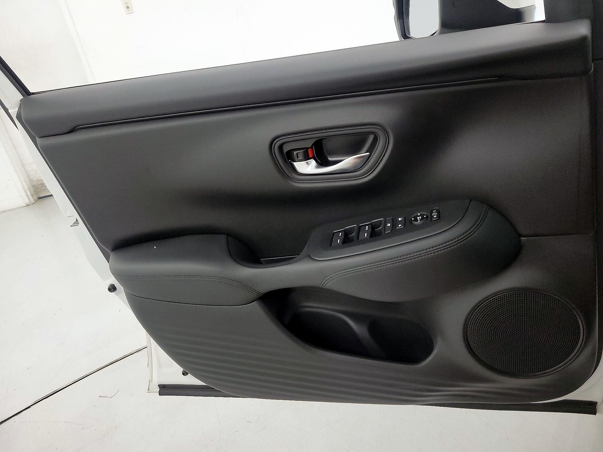 Thumbnail: 2023 Honda HR-V - 12