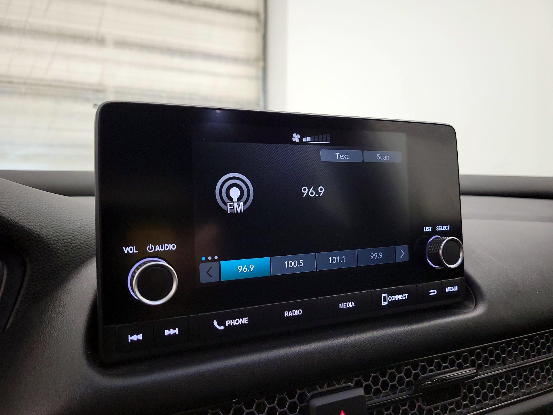 Thumbnail: 2024 Honda HR-V - 15