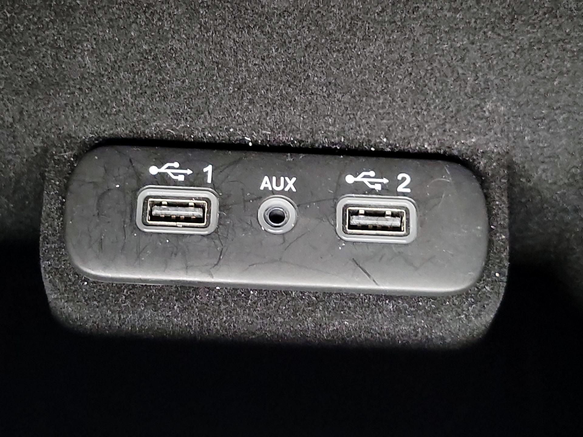 Thumbnail: 2022 Dodge Charger - 18