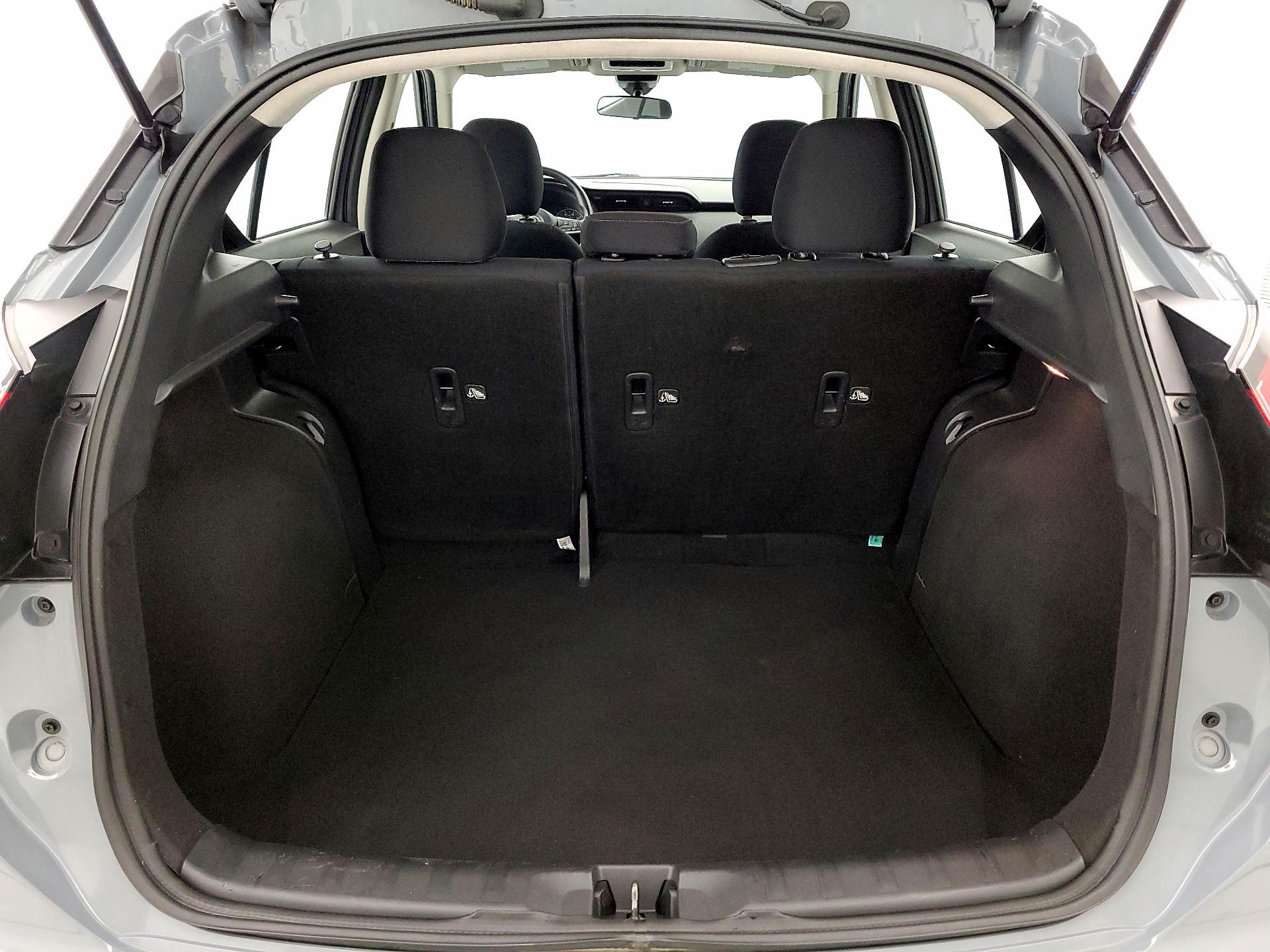 Thumbnail: 2023 Nissan Kicks - 20