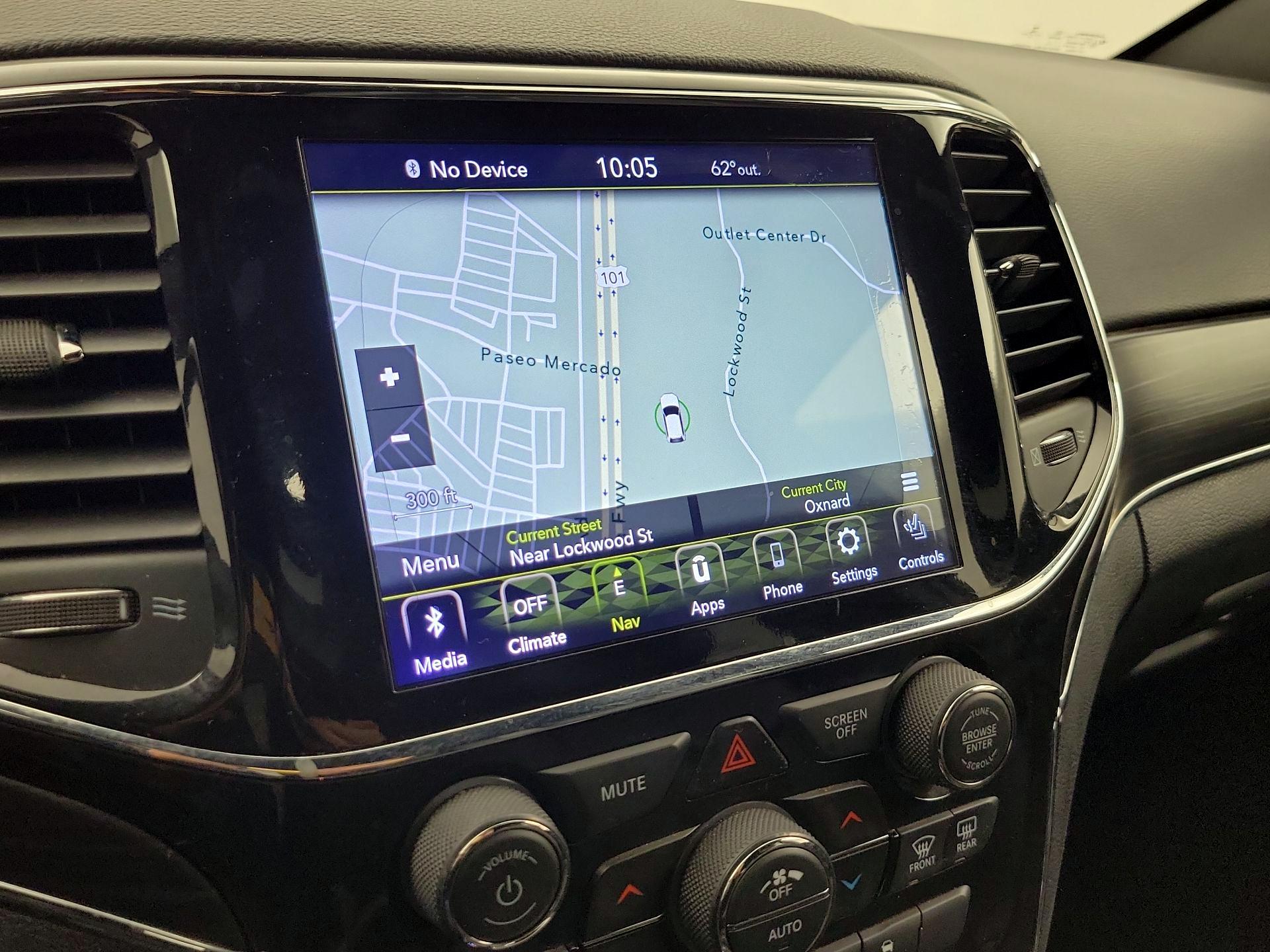 Thumbnail: 2022 Jeep Grand Cherokee - 14