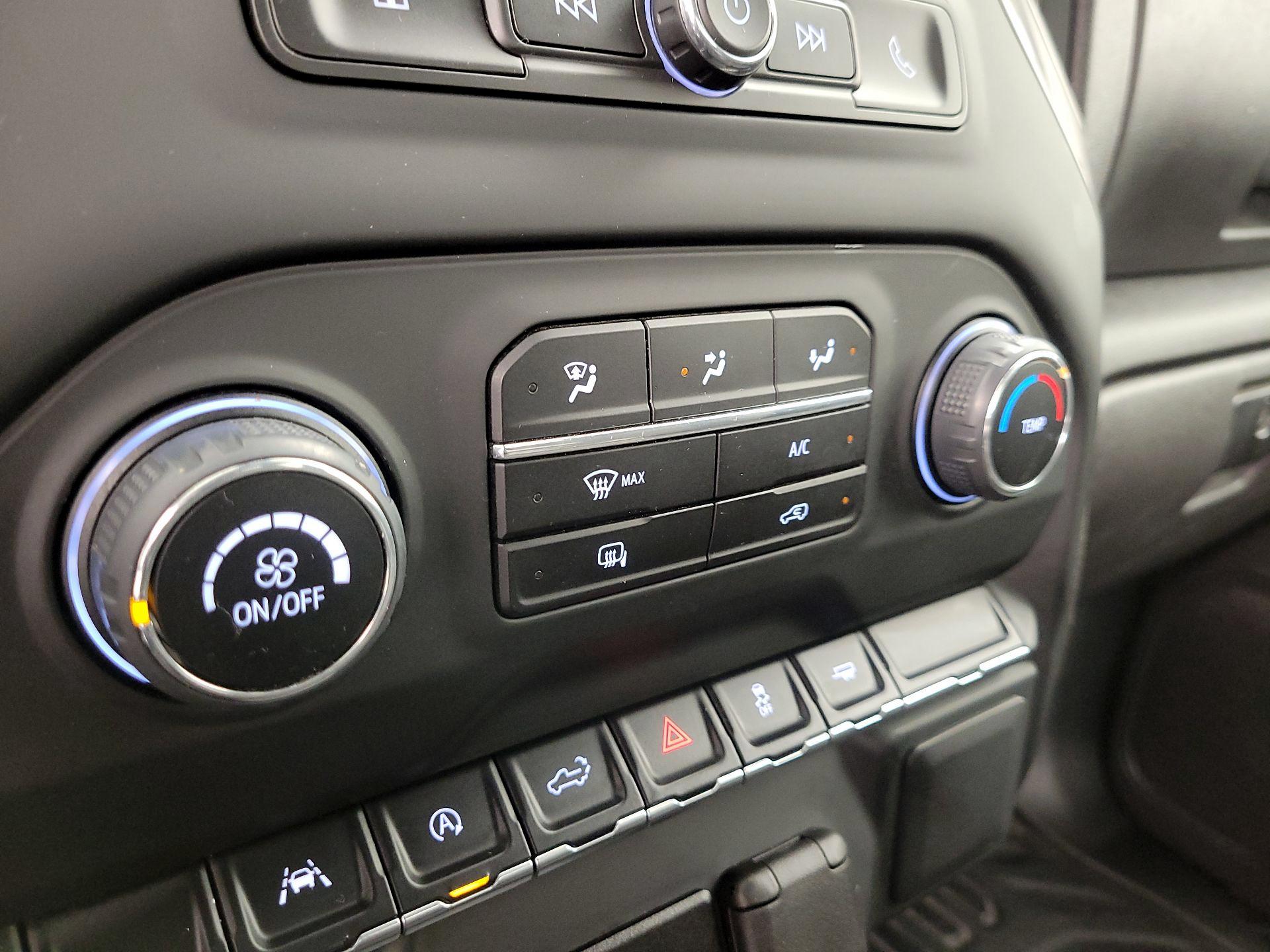 Thumbnail: 2024 Chevrolet Silverado 1500 - 16