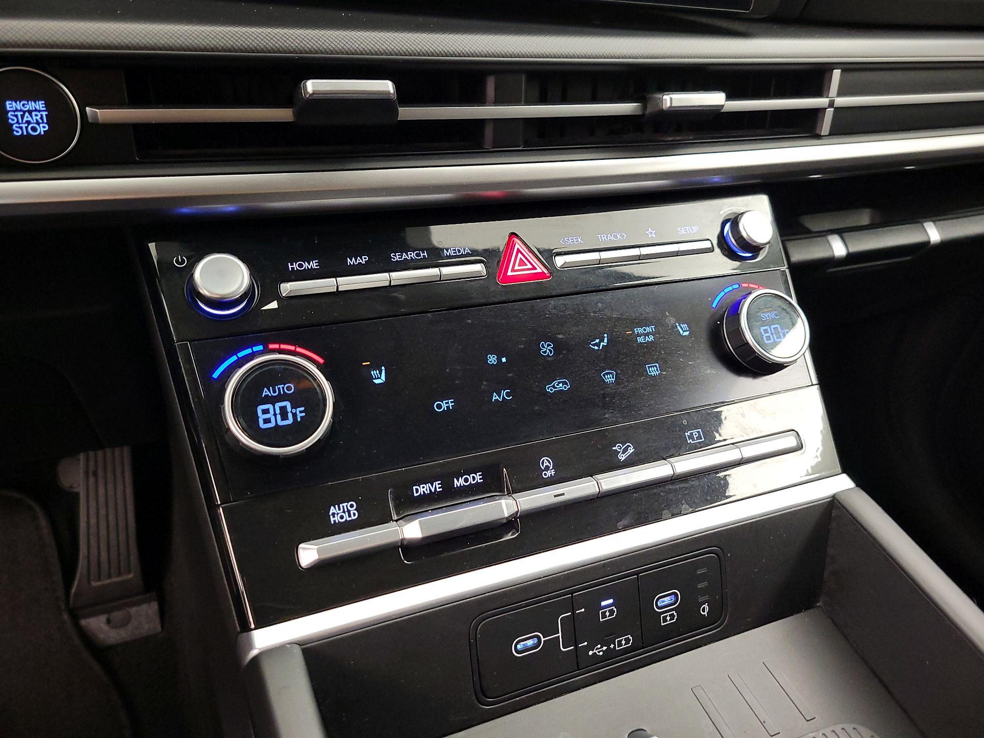 Thumbnail: 2024 Hyundai Santa Fe - 15