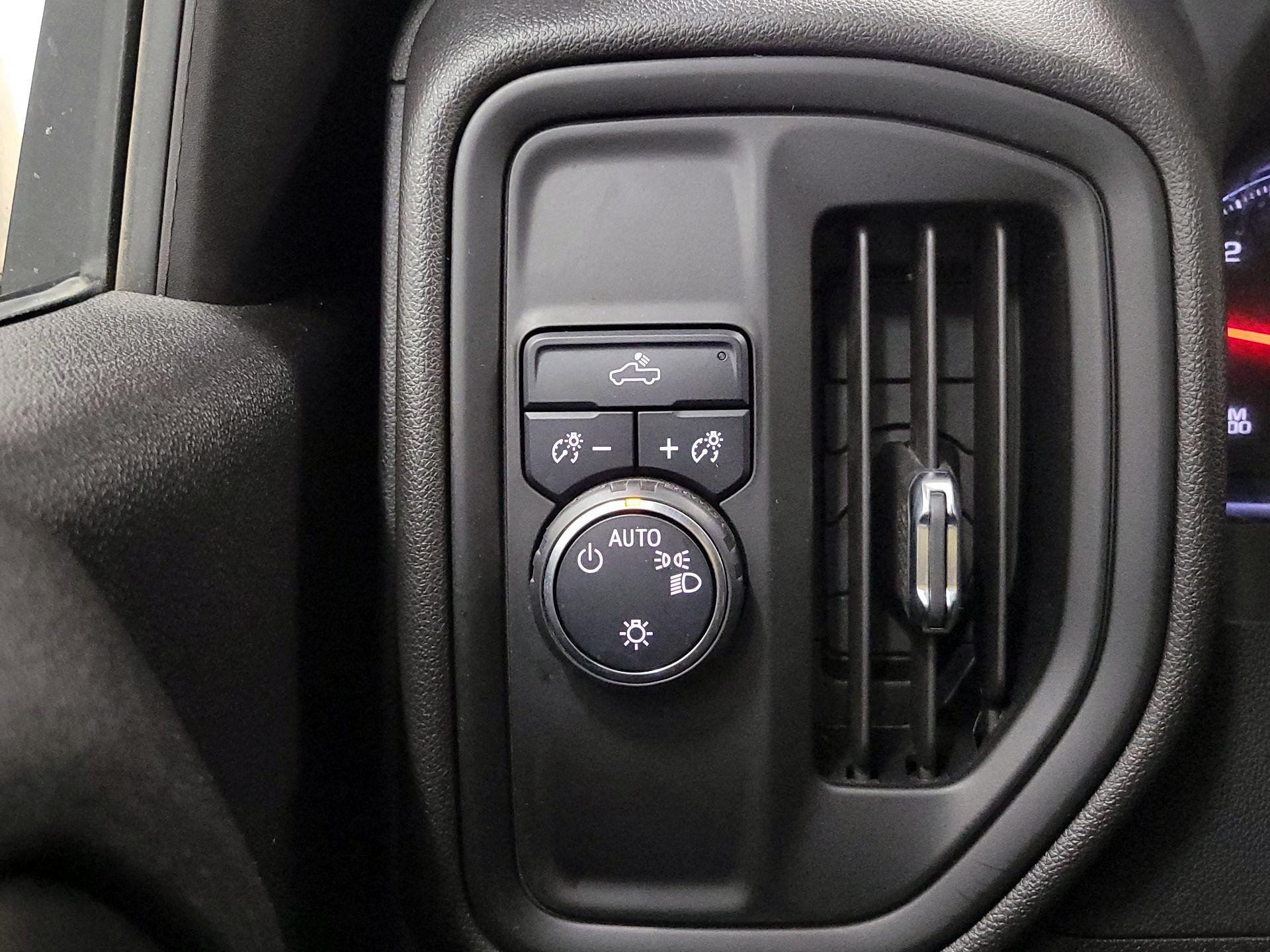 Thumbnail: 2024 Chevrolet Silverado 1500 - 13