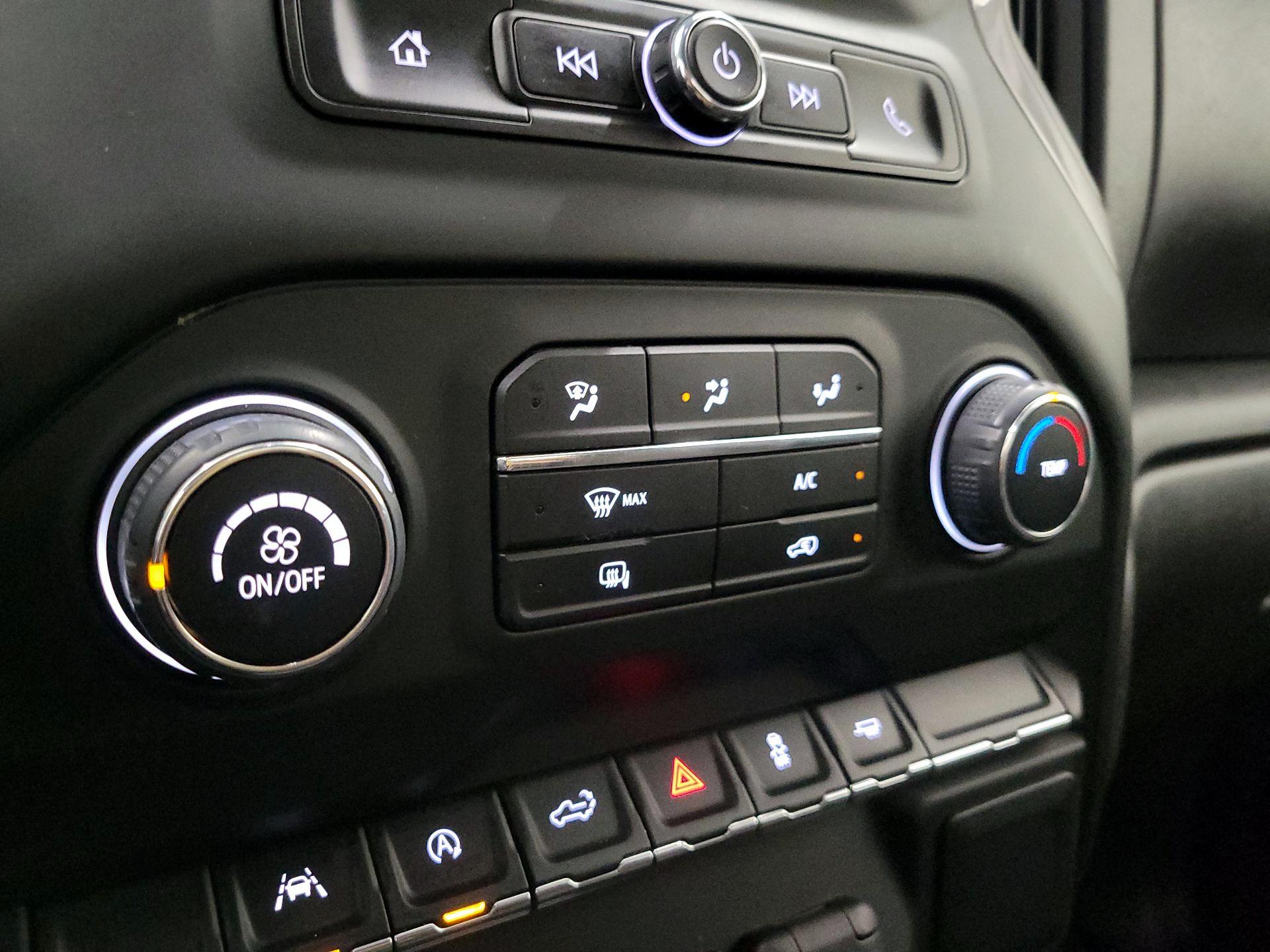 Thumbnail: 2024 Chevrolet Silverado 1500 - 16