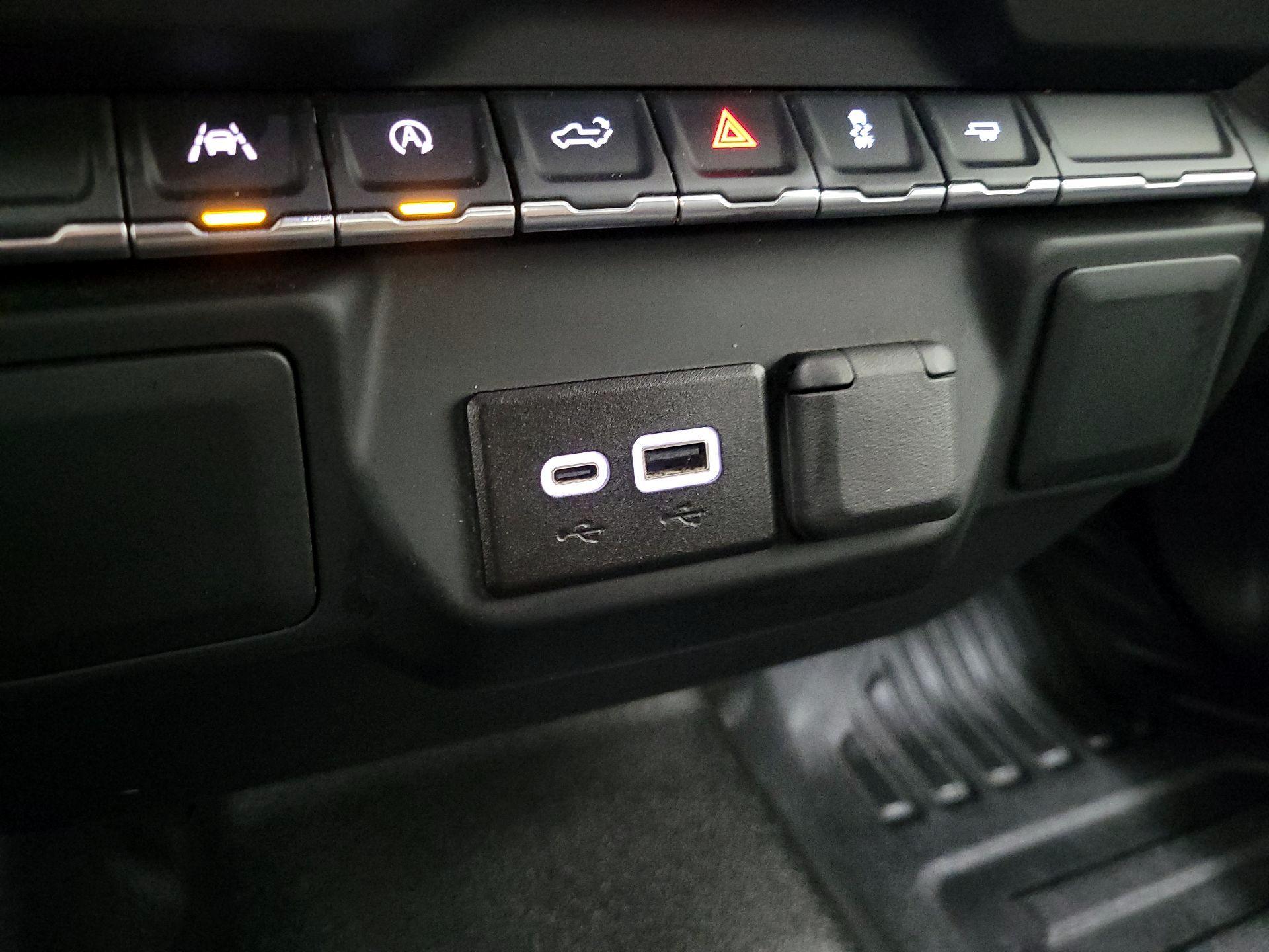 Thumbnail: 2024 Chevrolet Silverado 1500 - 18