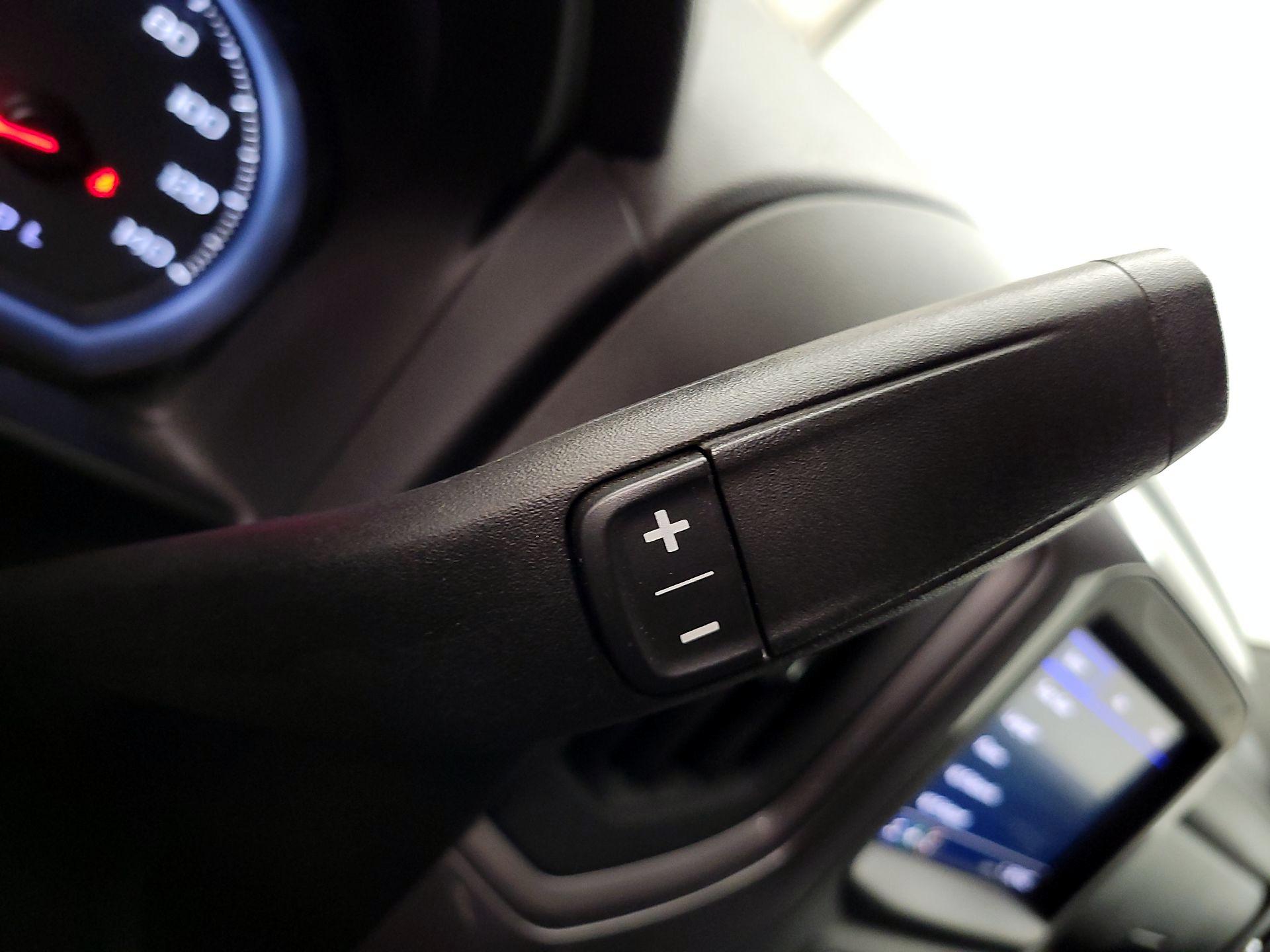 Thumbnail: 2021 Chevrolet Silverado 1500 - 16