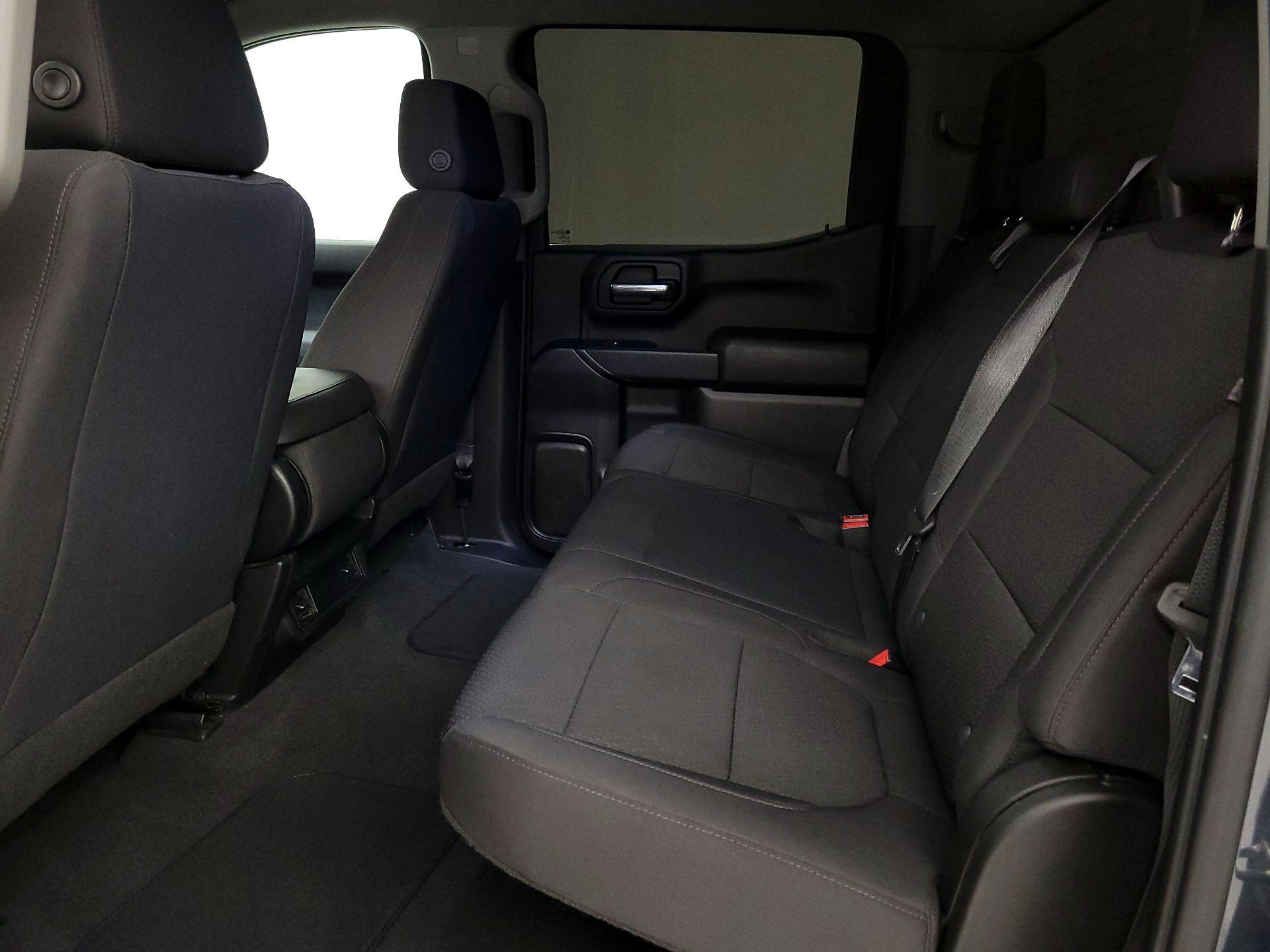 Thumbnail: 2021 Chevrolet Silverado 1500 - 18