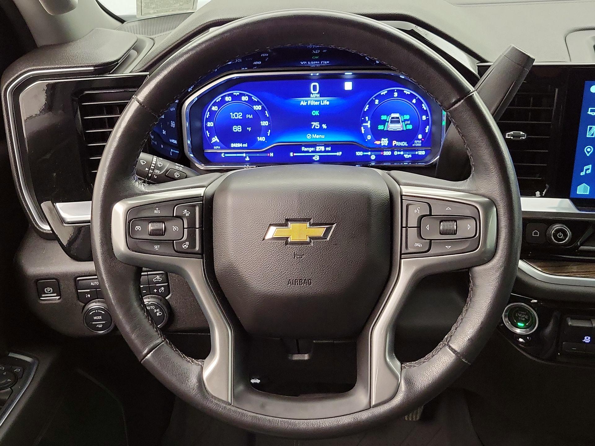 Thumbnail: 2022 Chevrolet Silverado 1500 - 10