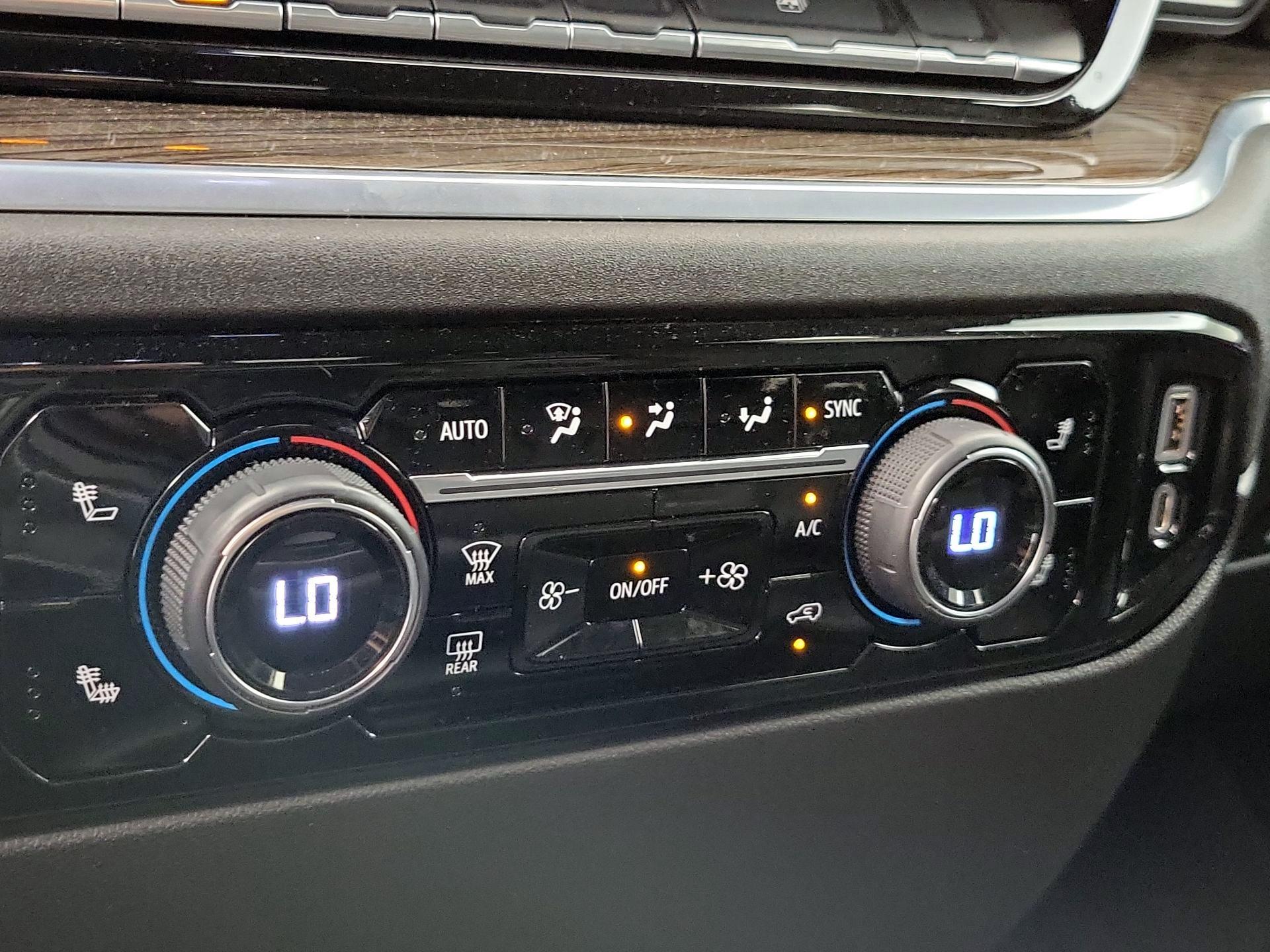 Thumbnail: 2022 Chevrolet Silverado 1500 - 16