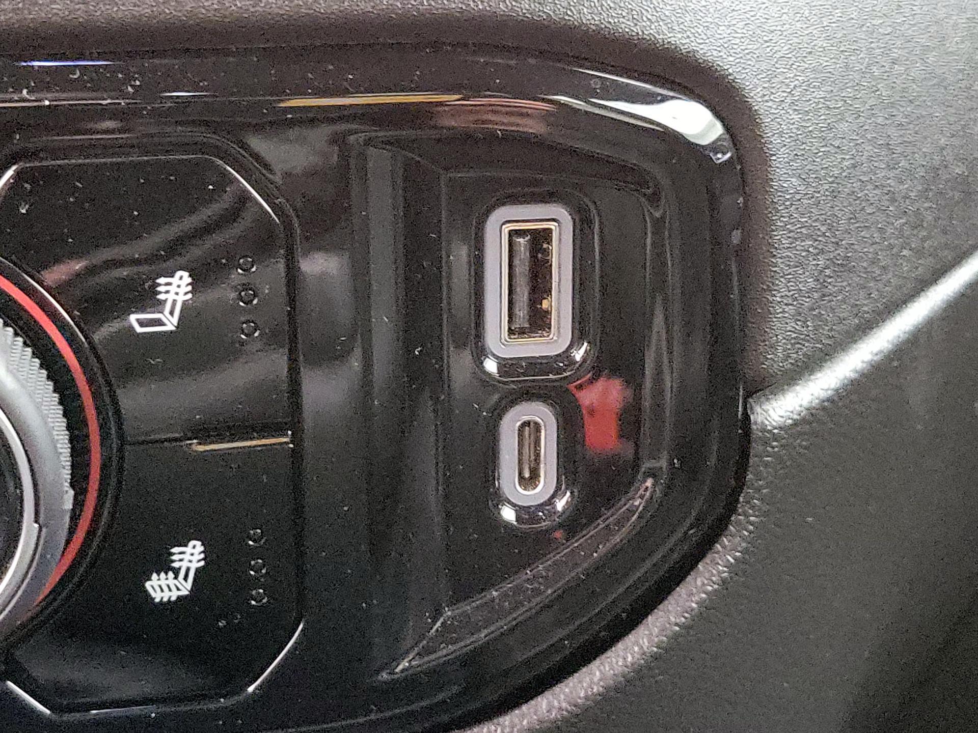 Thumbnail: 2022 Chevrolet Silverado 1500 - 18