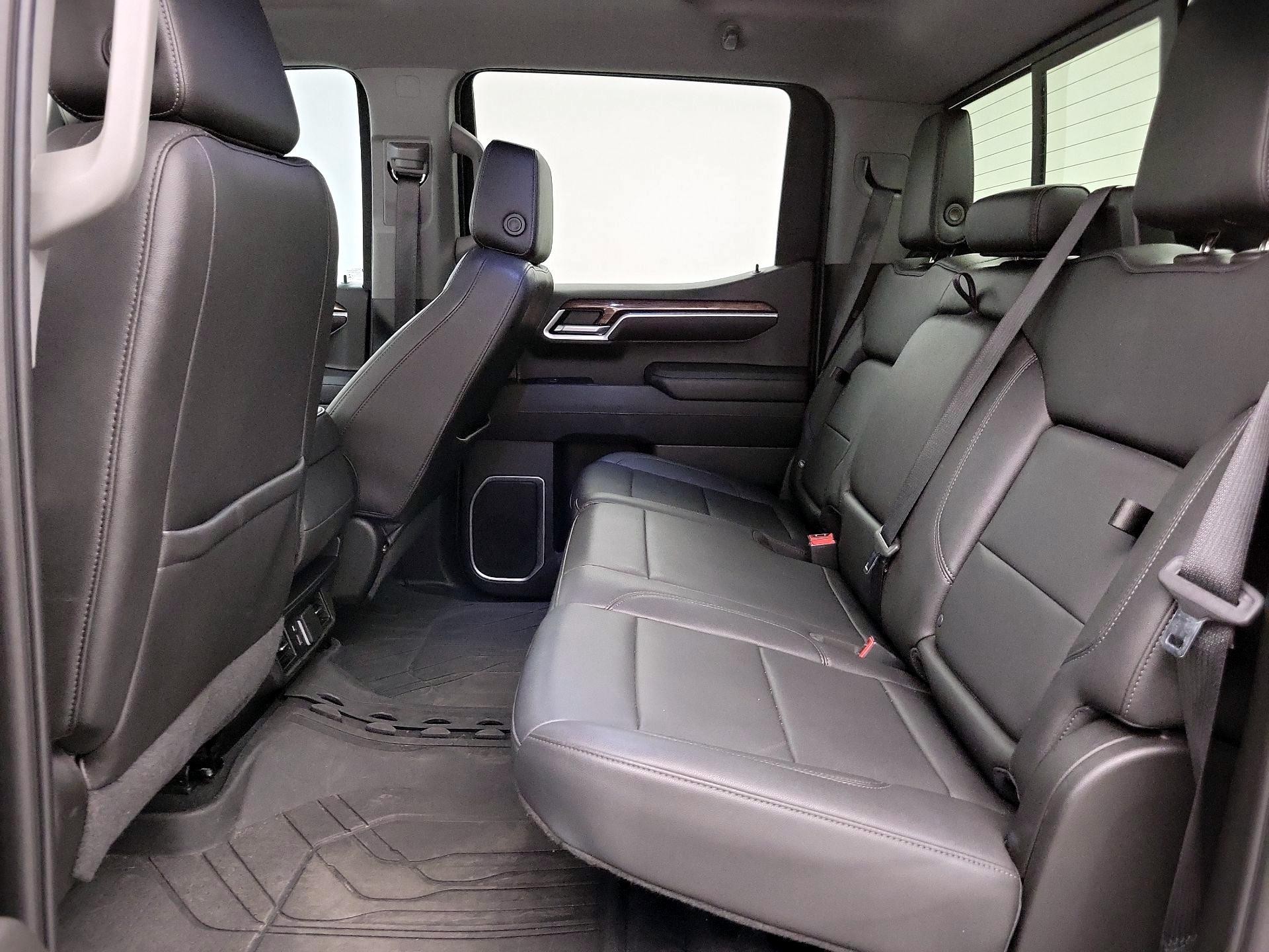 Thumbnail: 2022 Chevrolet Silverado 1500 - 19