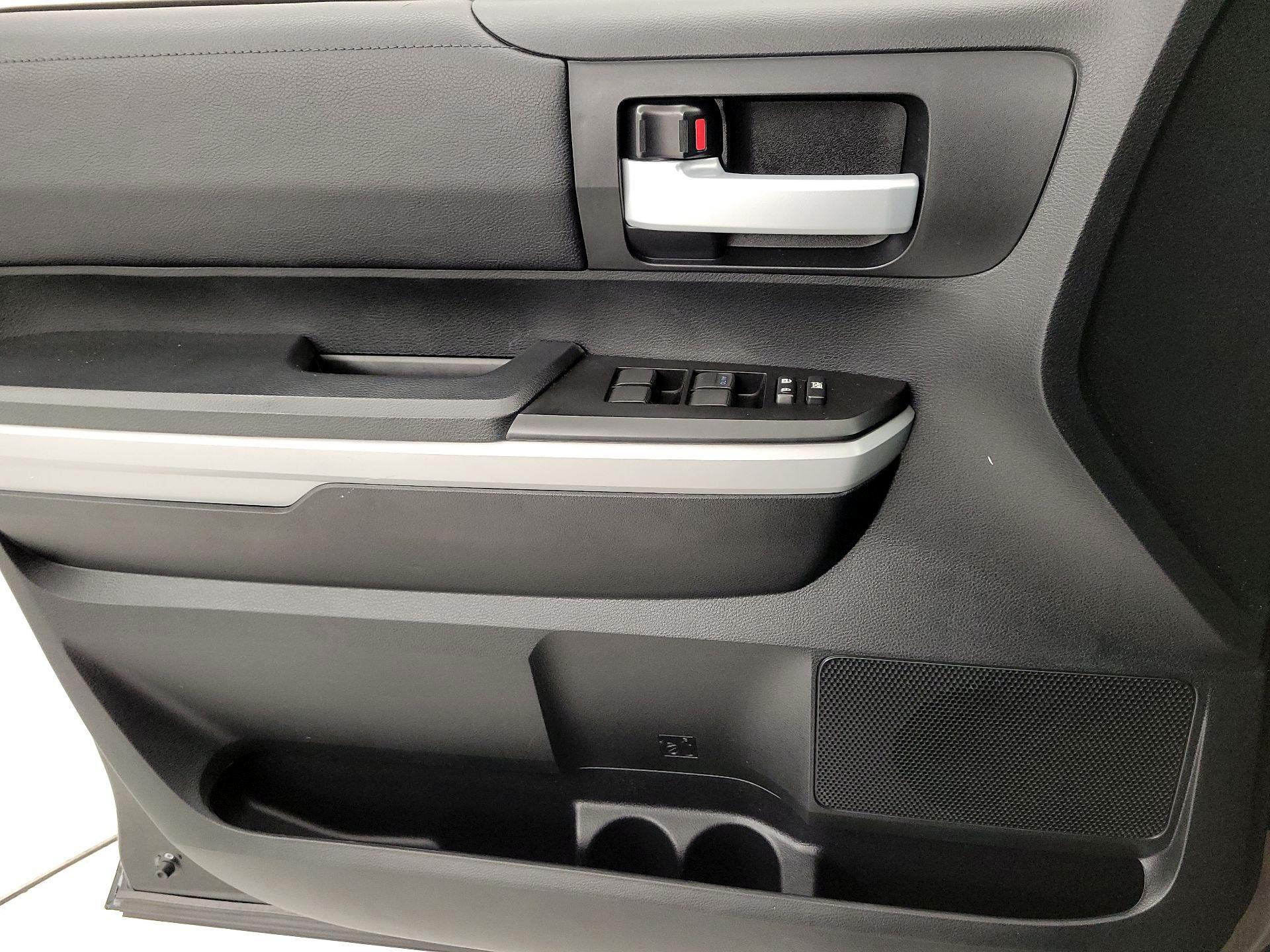 Thumbnail: 2020 Toyota Tundra - 12