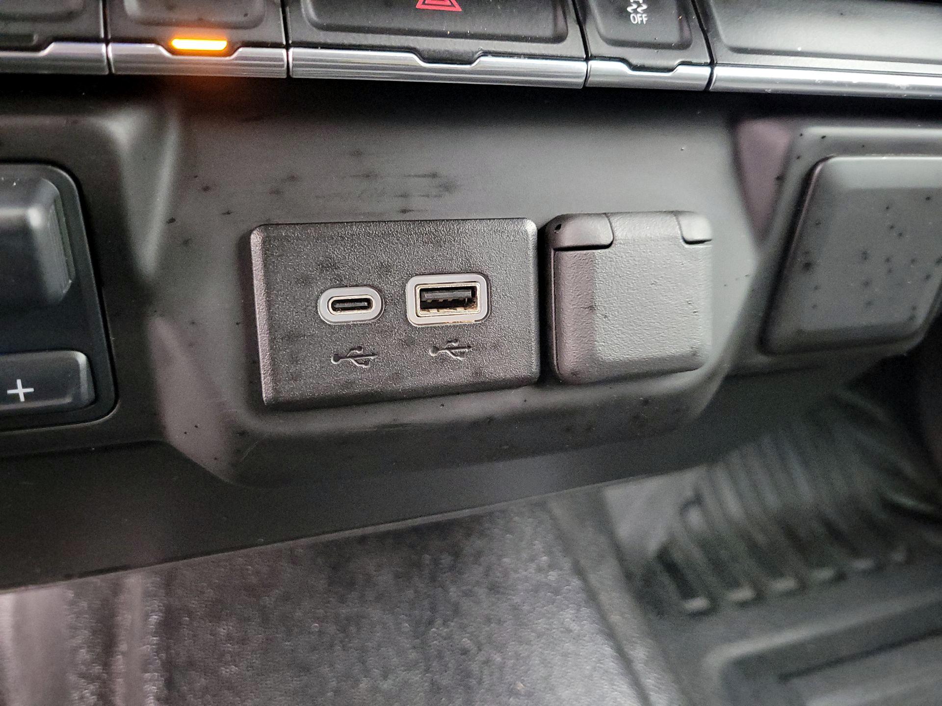 Thumbnail: 2023 Chevrolet Silverado 1500 - 18