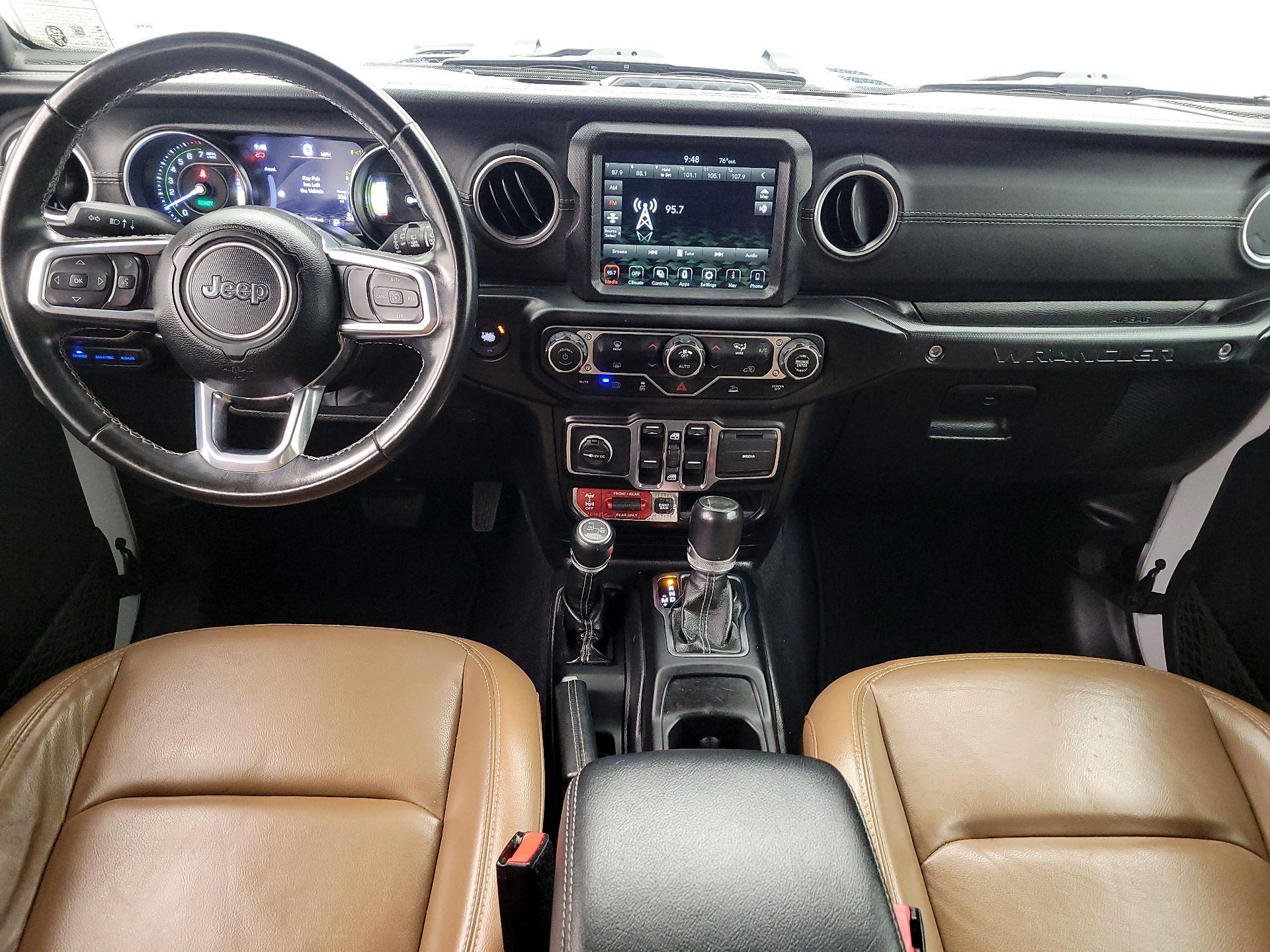 Thumbnail: 2022 Jeep Wrangler - 9