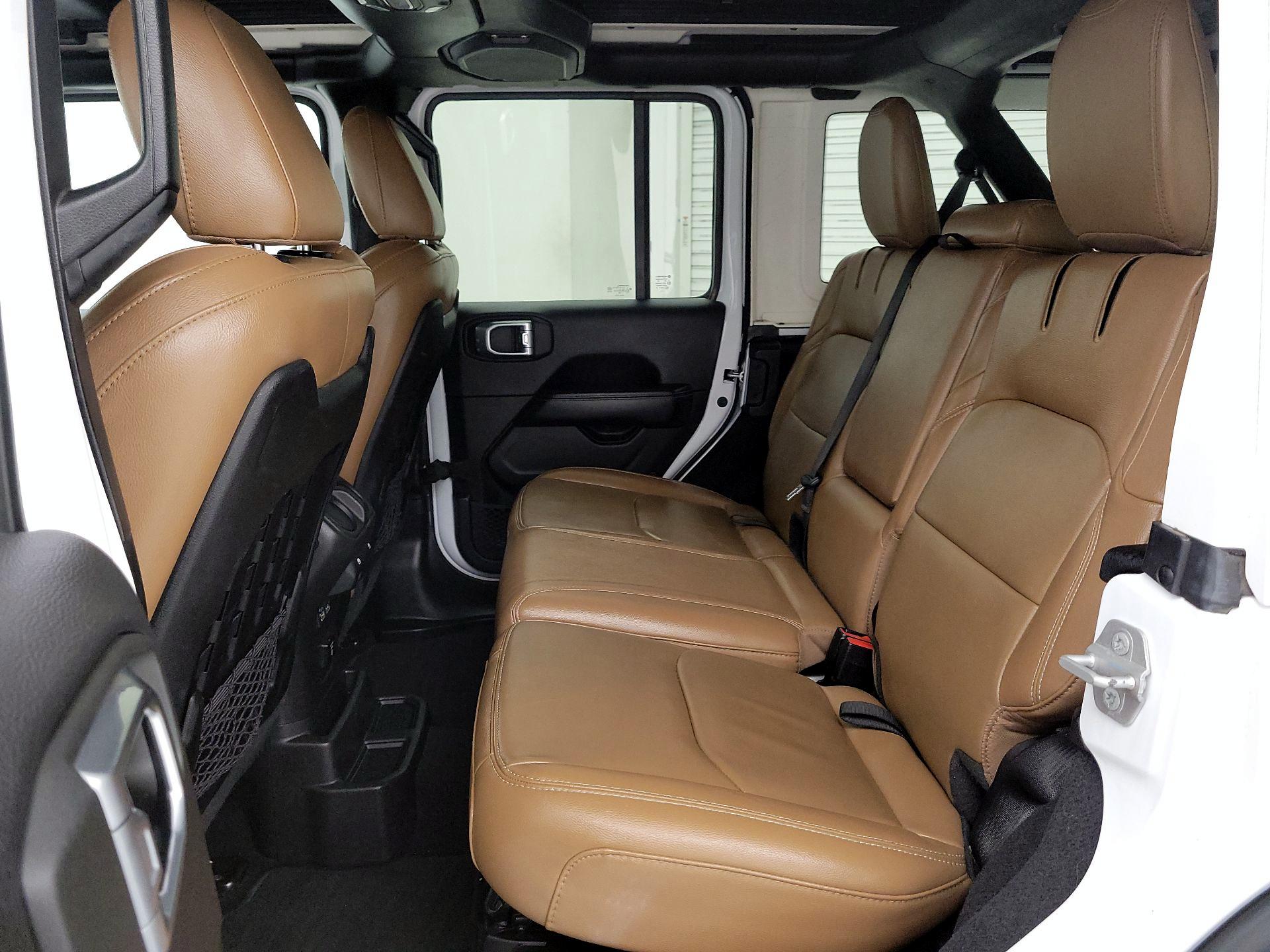 Thumbnail: 2022 Jeep Wrangler - 20