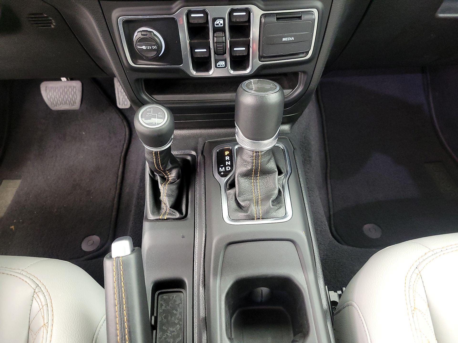 Thumbnail: 2023 Jeep Wrangler - 17