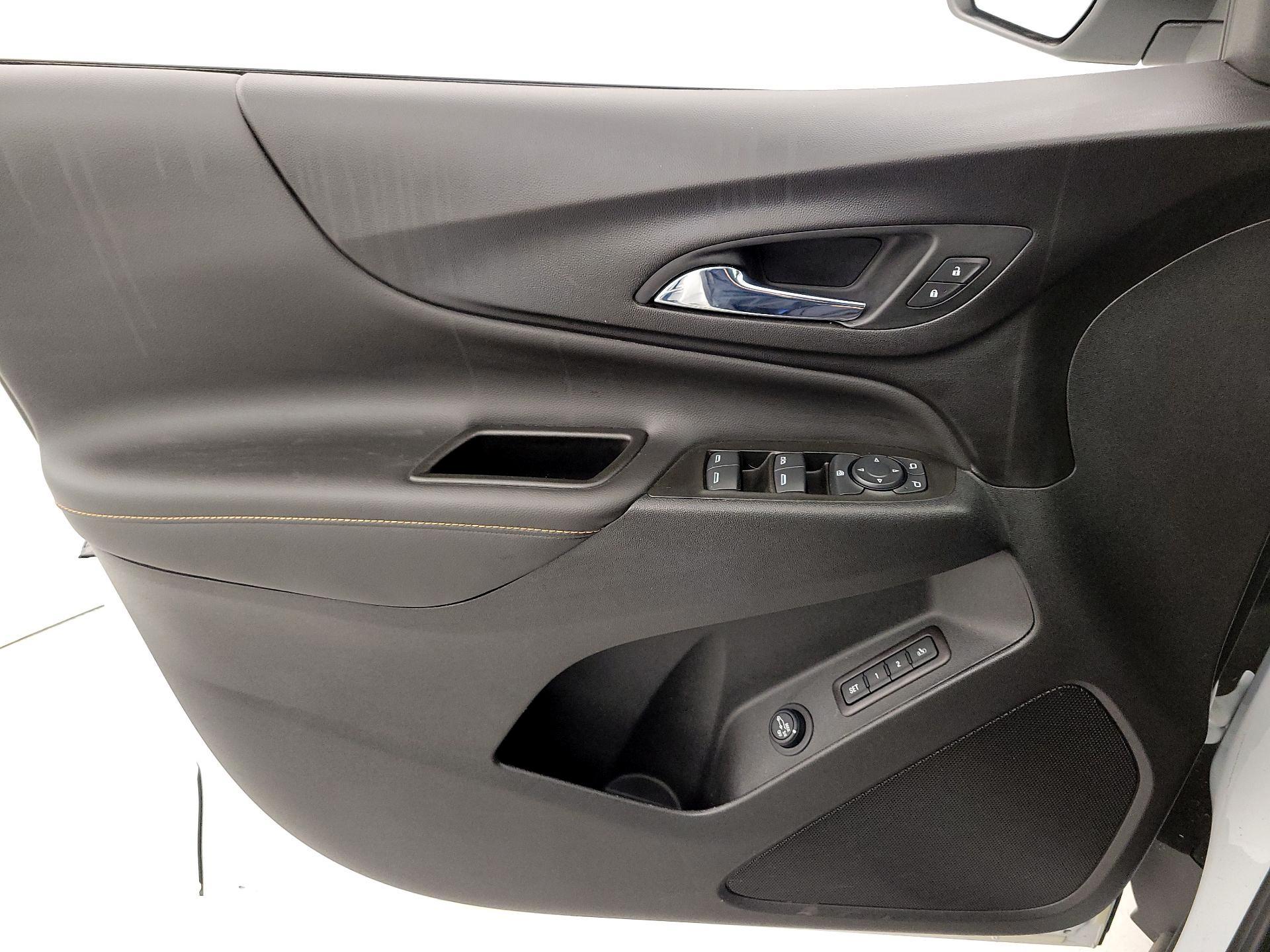 Thumbnail: 2021 Chevrolet Equinox - 12