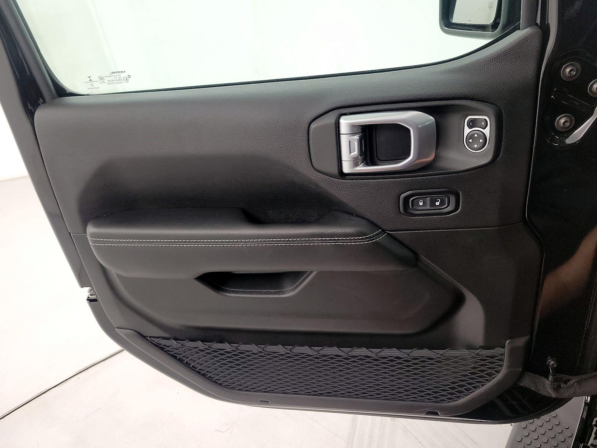 Thumbnail: 2023 Jeep Wrangler - 12