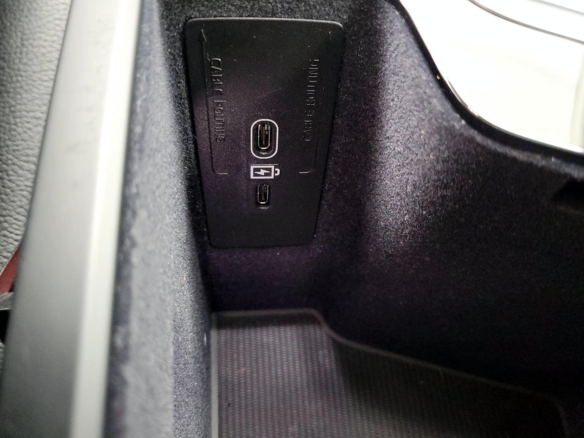 Thumbnail: 2023 Volvo XC90 - 18