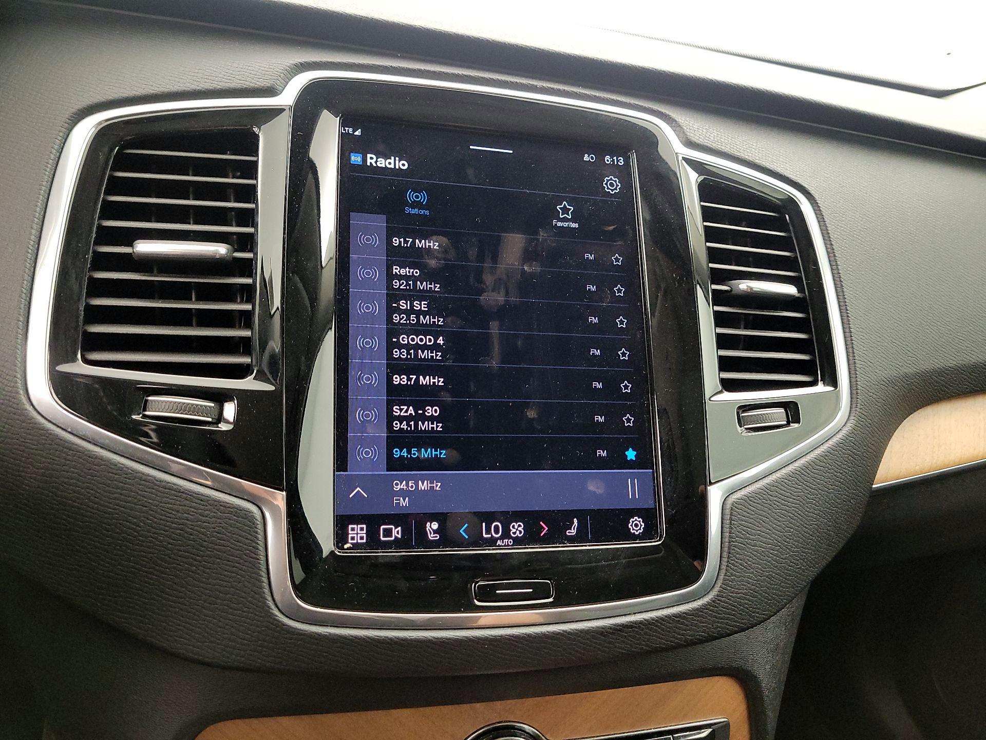 Thumbnail: 2023 Volvo XC90 - 16