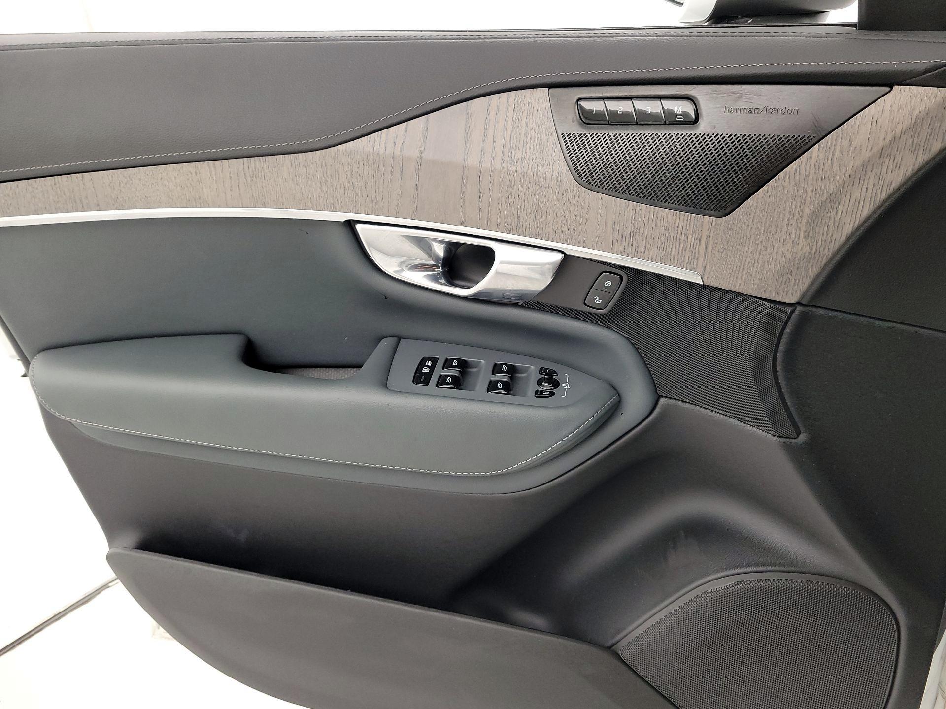 Thumbnail: 2023 Volvo XC90 - 12