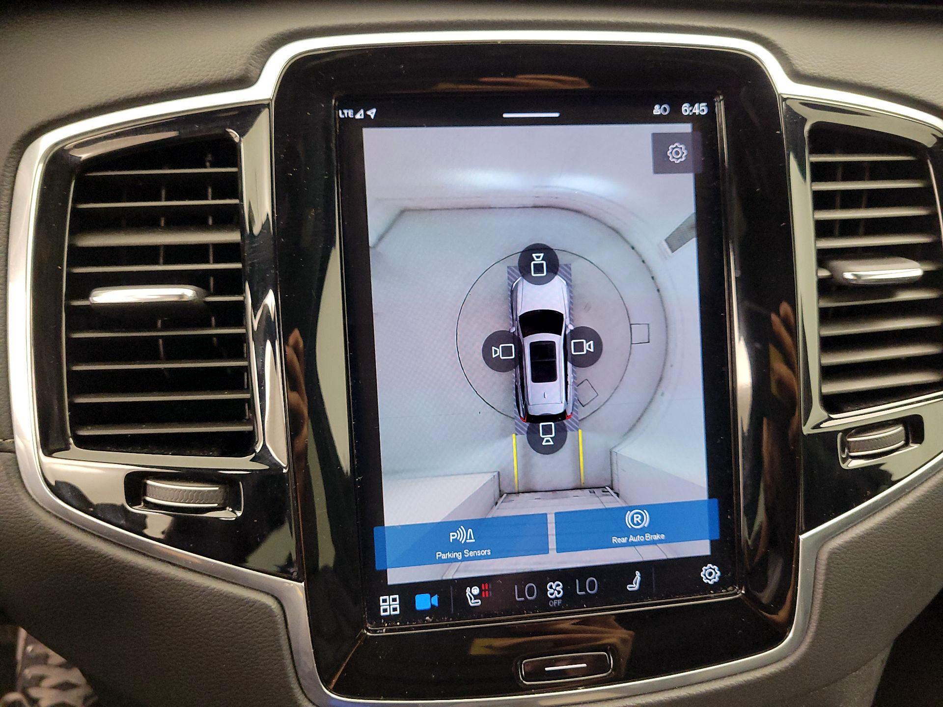 Thumbnail: 2023 Volvo XC90 - 15