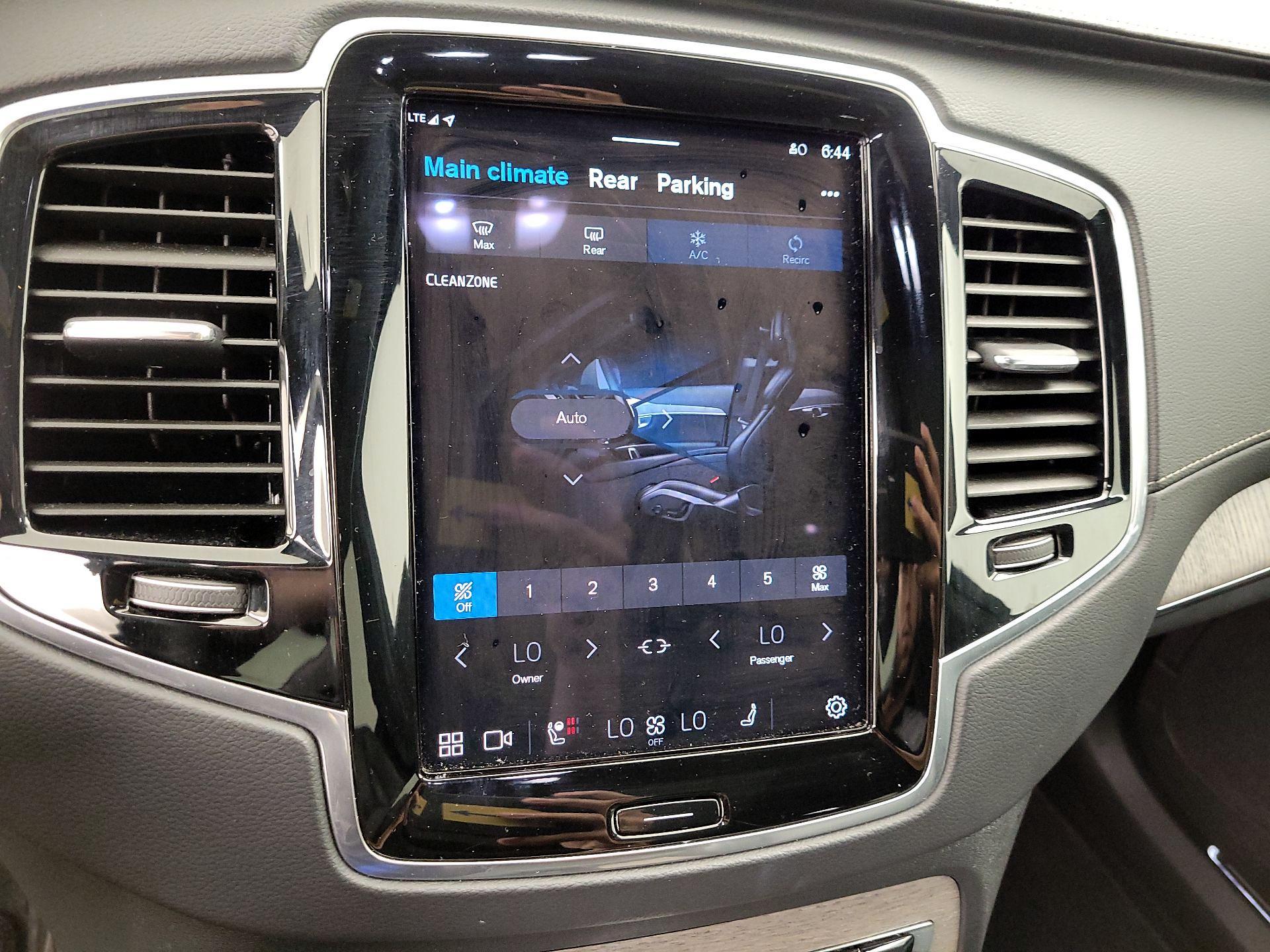 Thumbnail: 2023 Volvo XC90 - 17