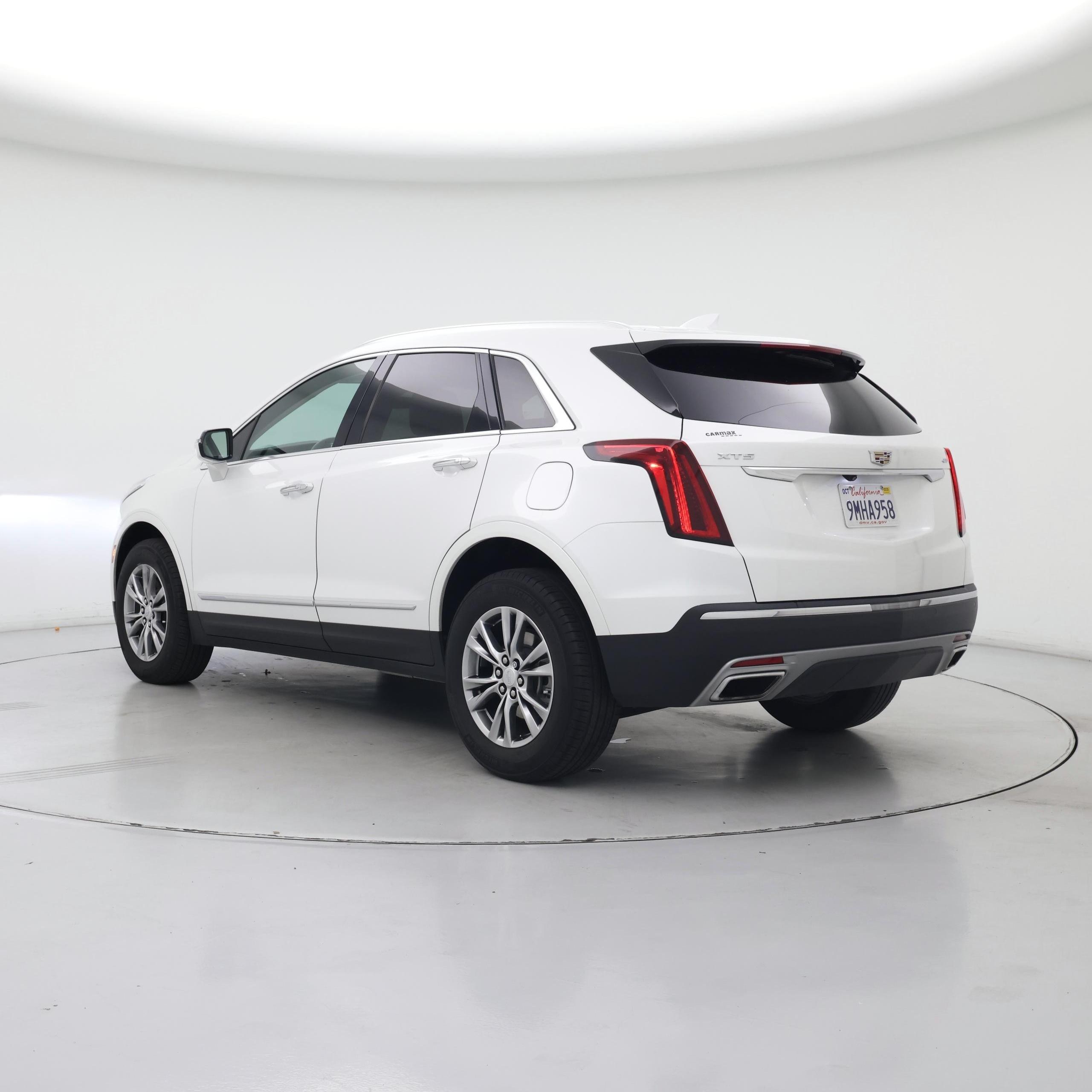 Thumbnail: 2022 Cadillac XT5 - 2