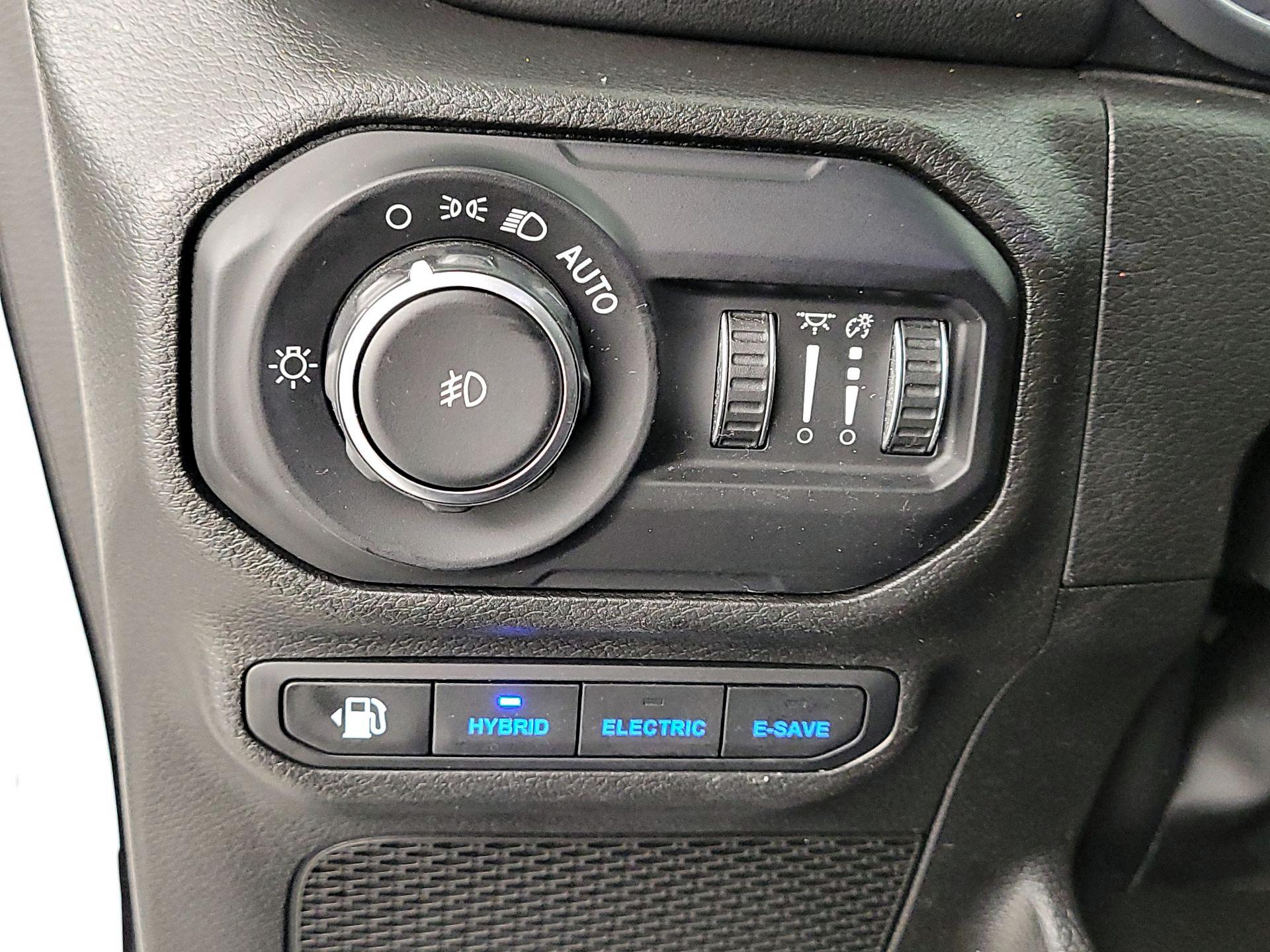 Thumbnail: 2022 Jeep Wrangler - 13