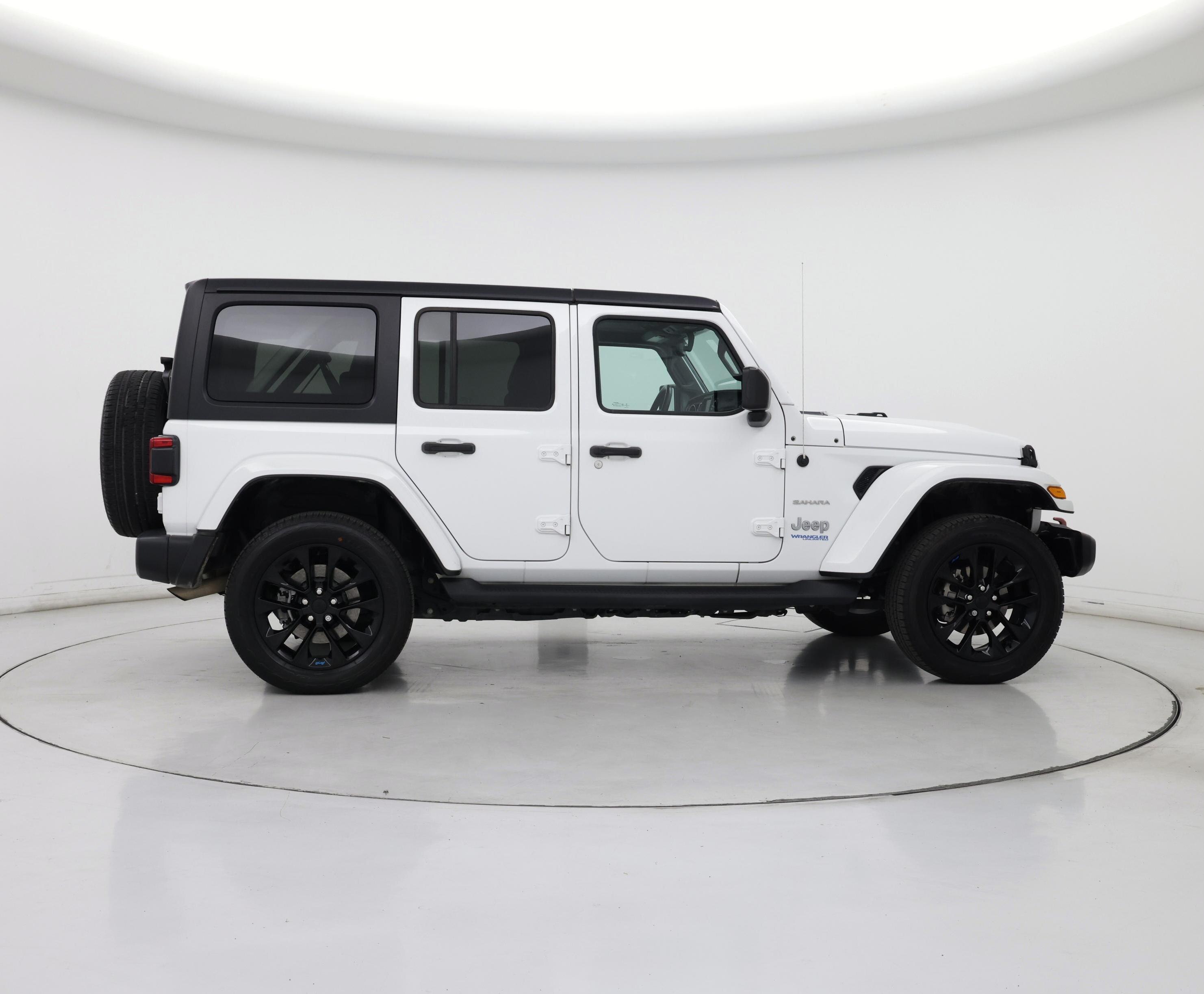 Thumbnail: 2022 Jeep Wrangler - 7