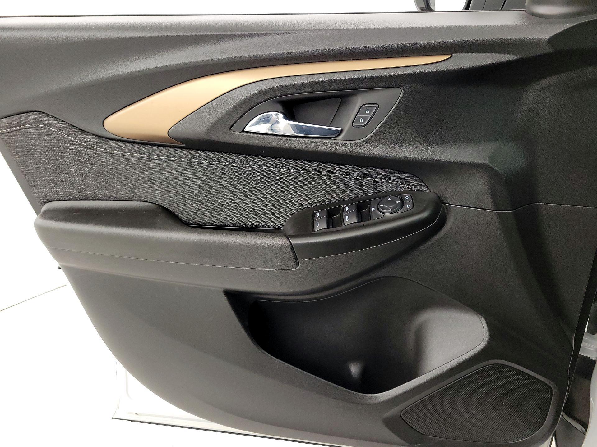 Thumbnail: 2021 Chevrolet TrailBlazer - 12