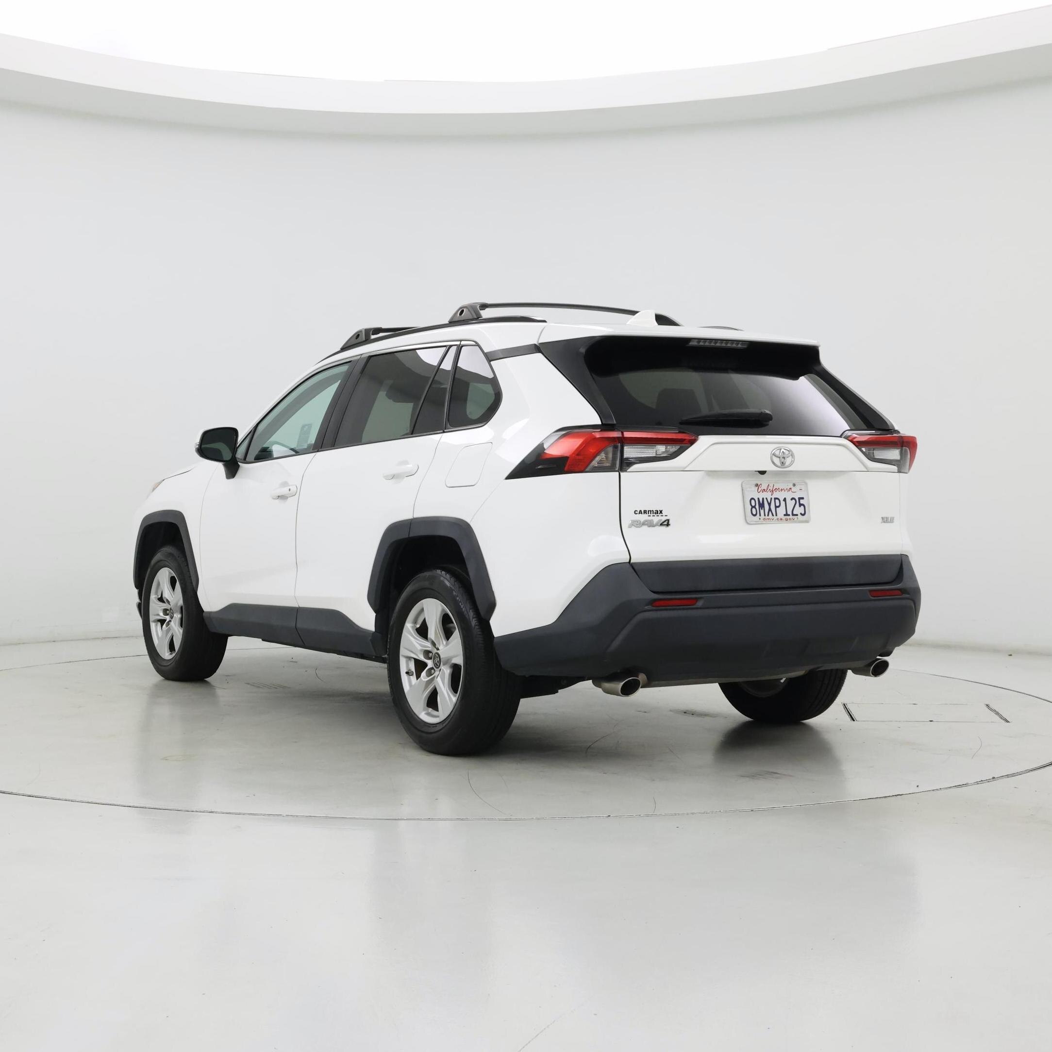 Thumbnail: 2019 Toyota RAV4 - 2