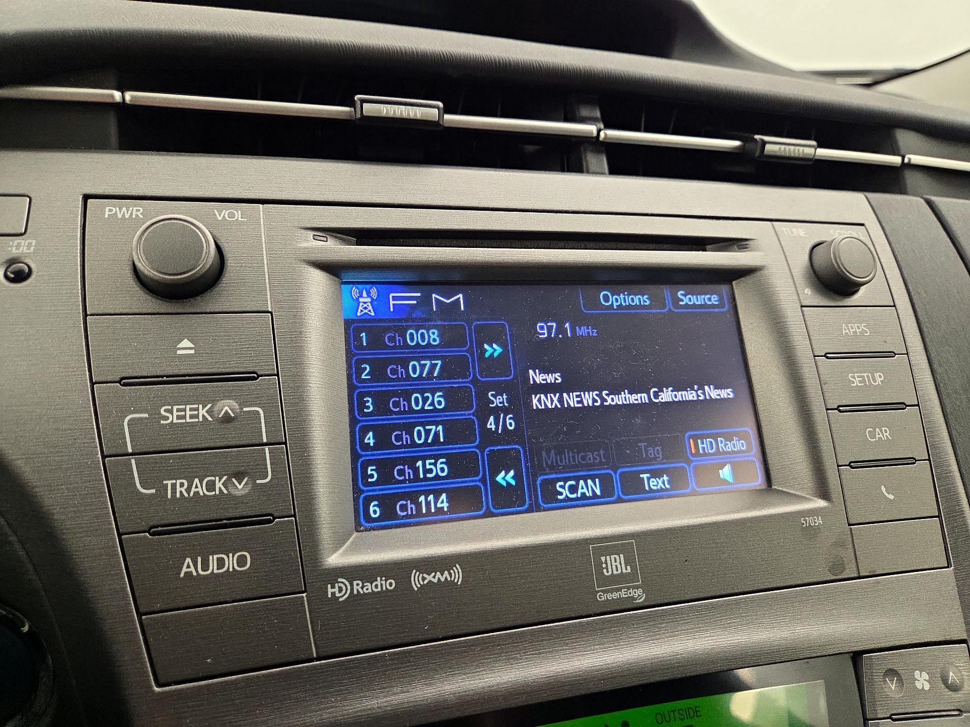 Thumbnail: 2015 Toyota Prius - 16